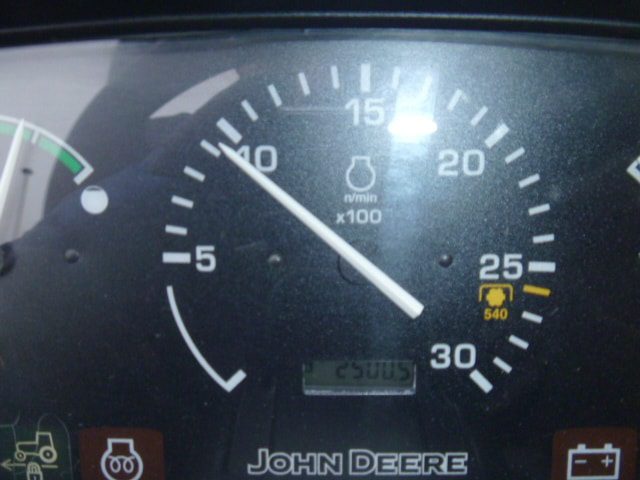 John Deere 4210 4wd HST - Afbeelding 11