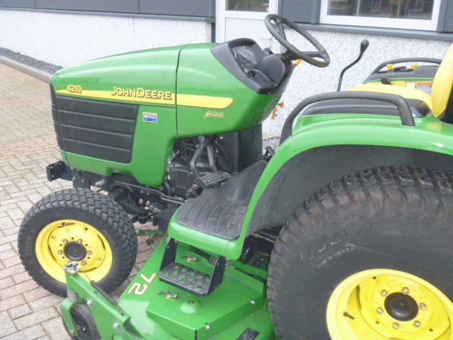 John Deere 4210 4wd HST - Afbeelding 9