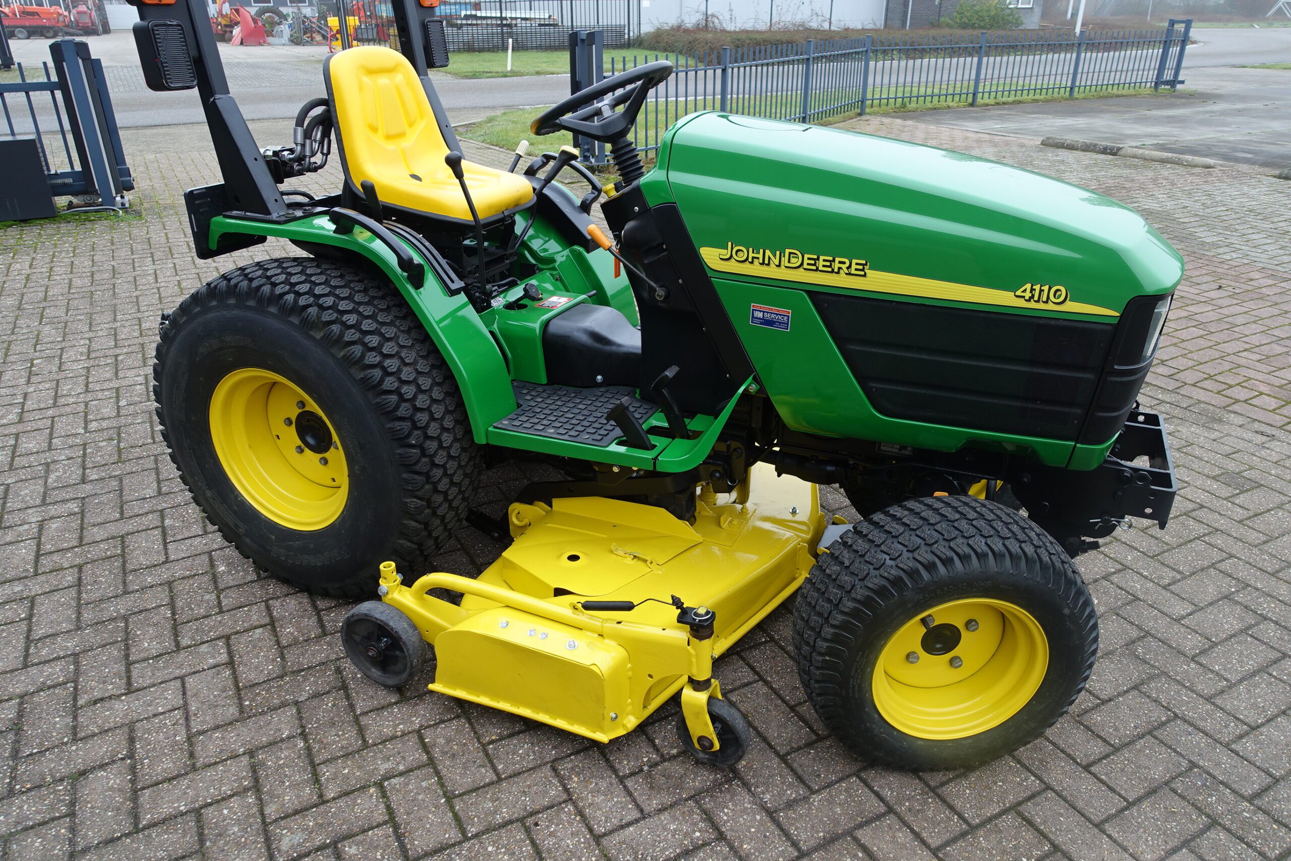 John Deere 4110 4wd HST - Afbeelding 3