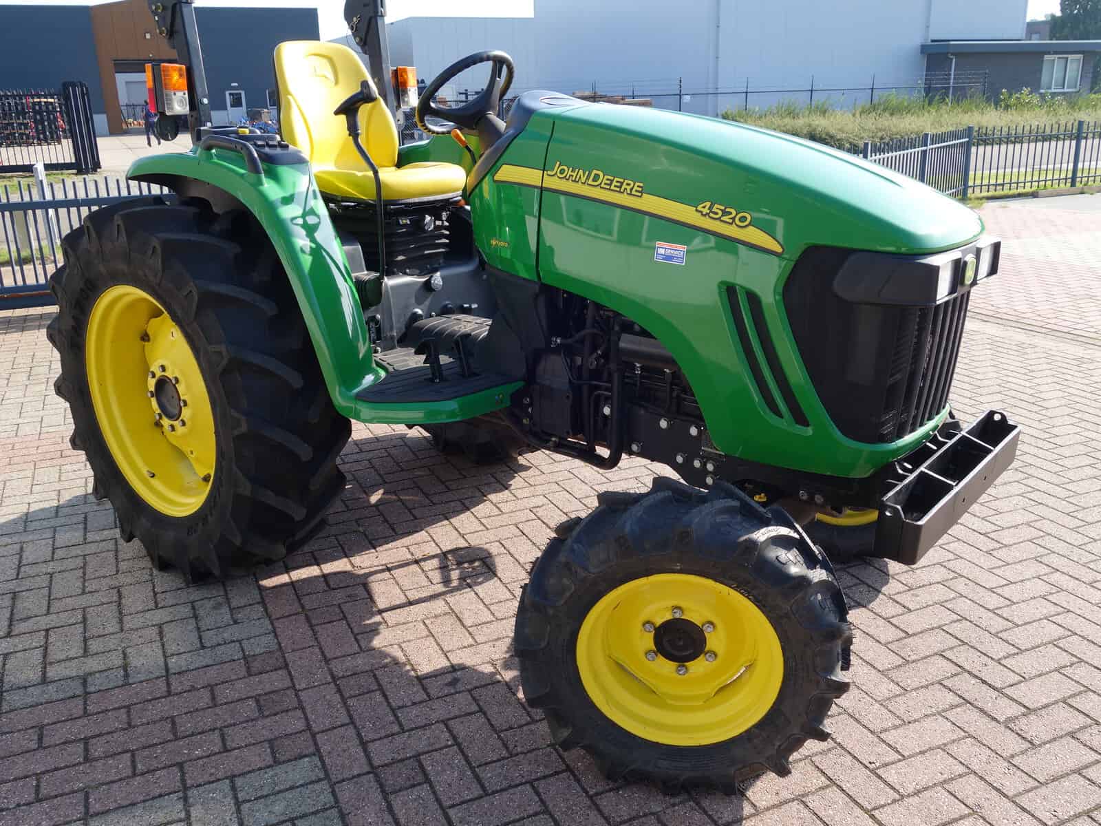 John Deere 4520 4wd HST - Afbeelding 2