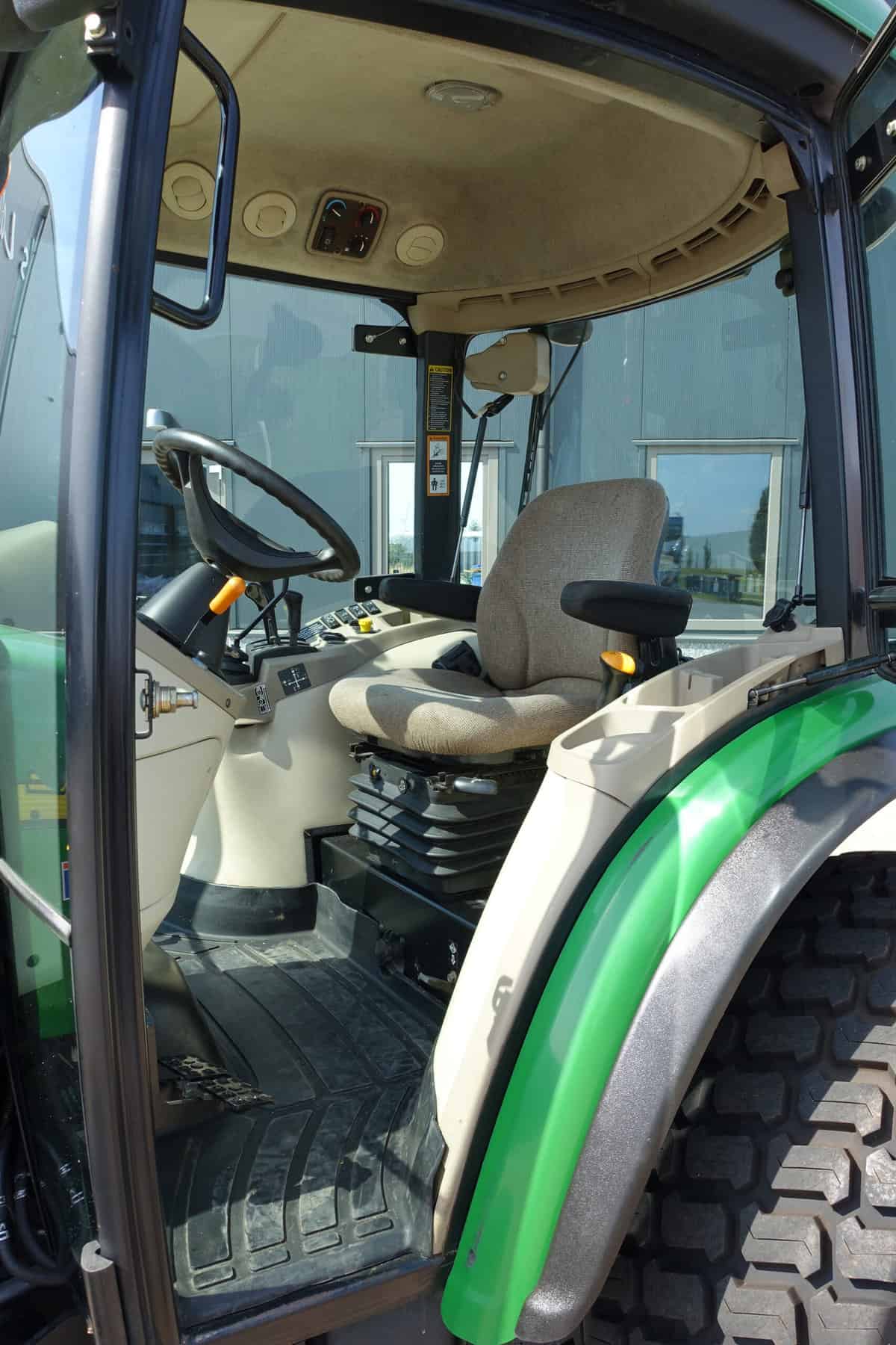 John Deere 4720 4wd HST - Afbeelding 10