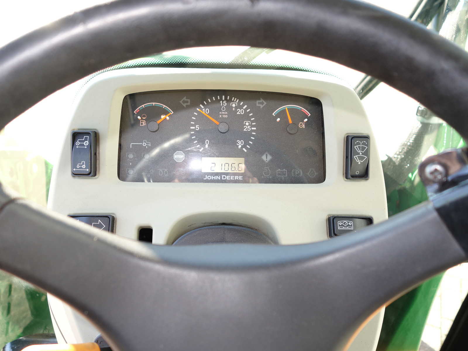 John Deere 4720 4wd HST - Afbeelding 14
