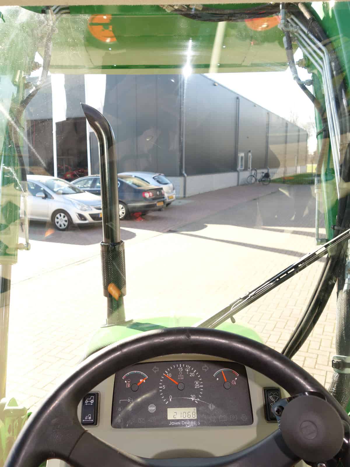 John Deere 4720 4wd HST - Afbeelding 15