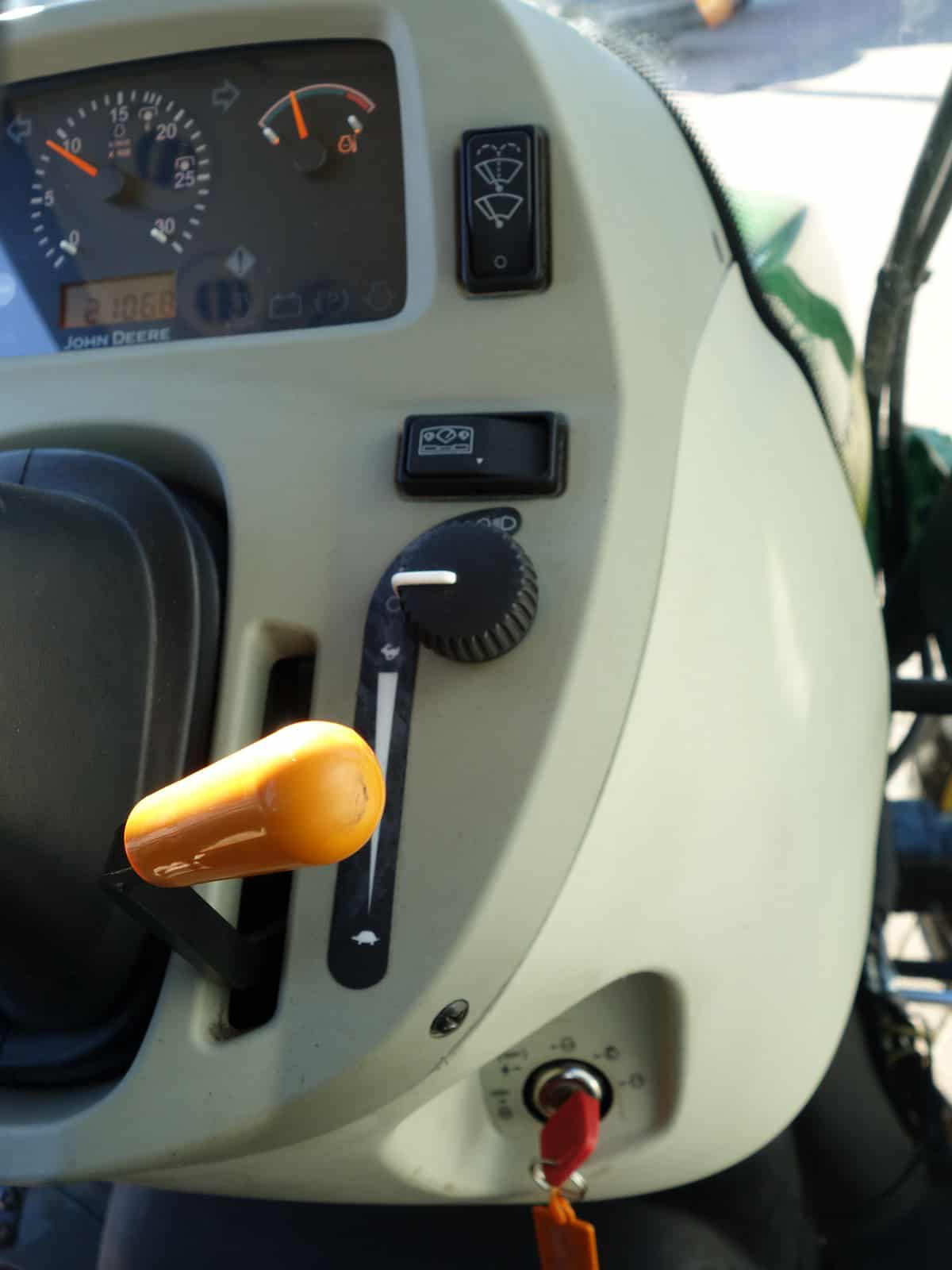 John Deere 4720 4wd HST - Afbeelding 17