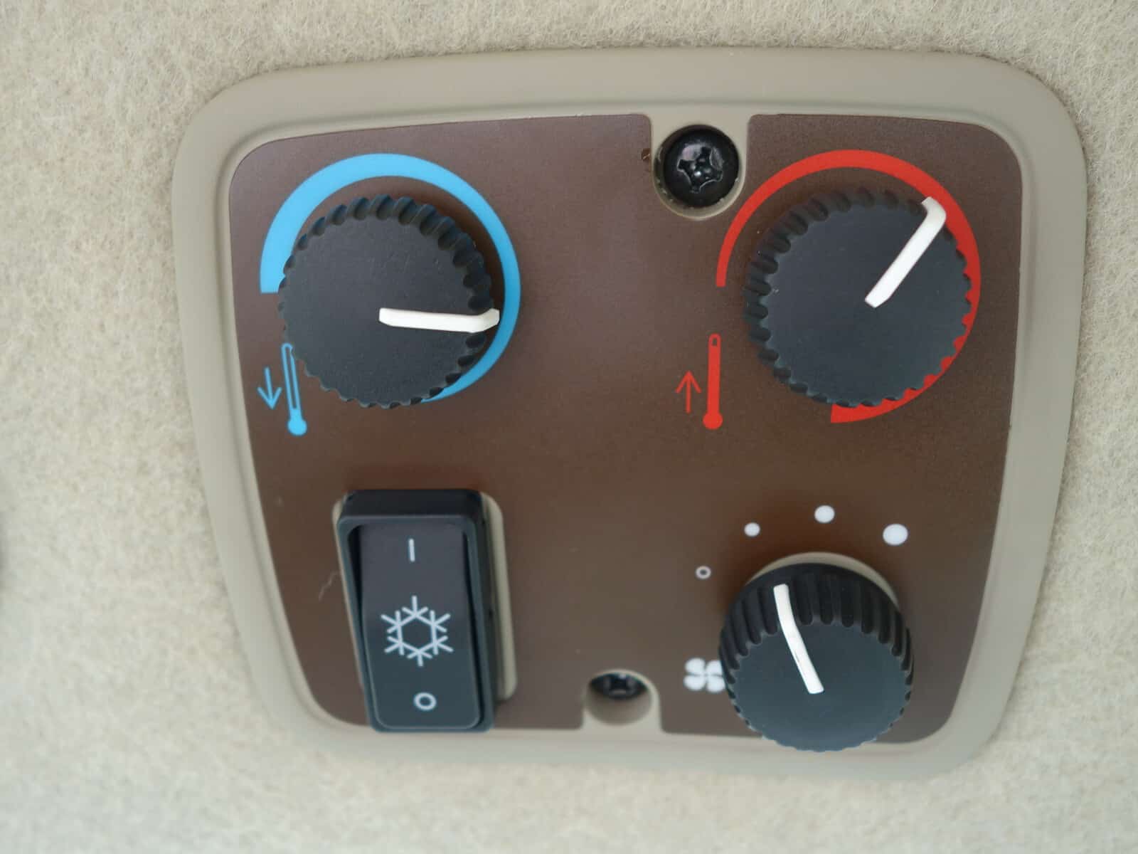 John Deere 3038R 4wd HST - Afbeelding 20