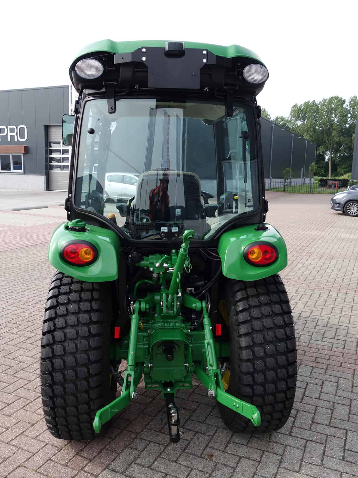 John Deere 3038R 4wd HST - Afbeelding 23