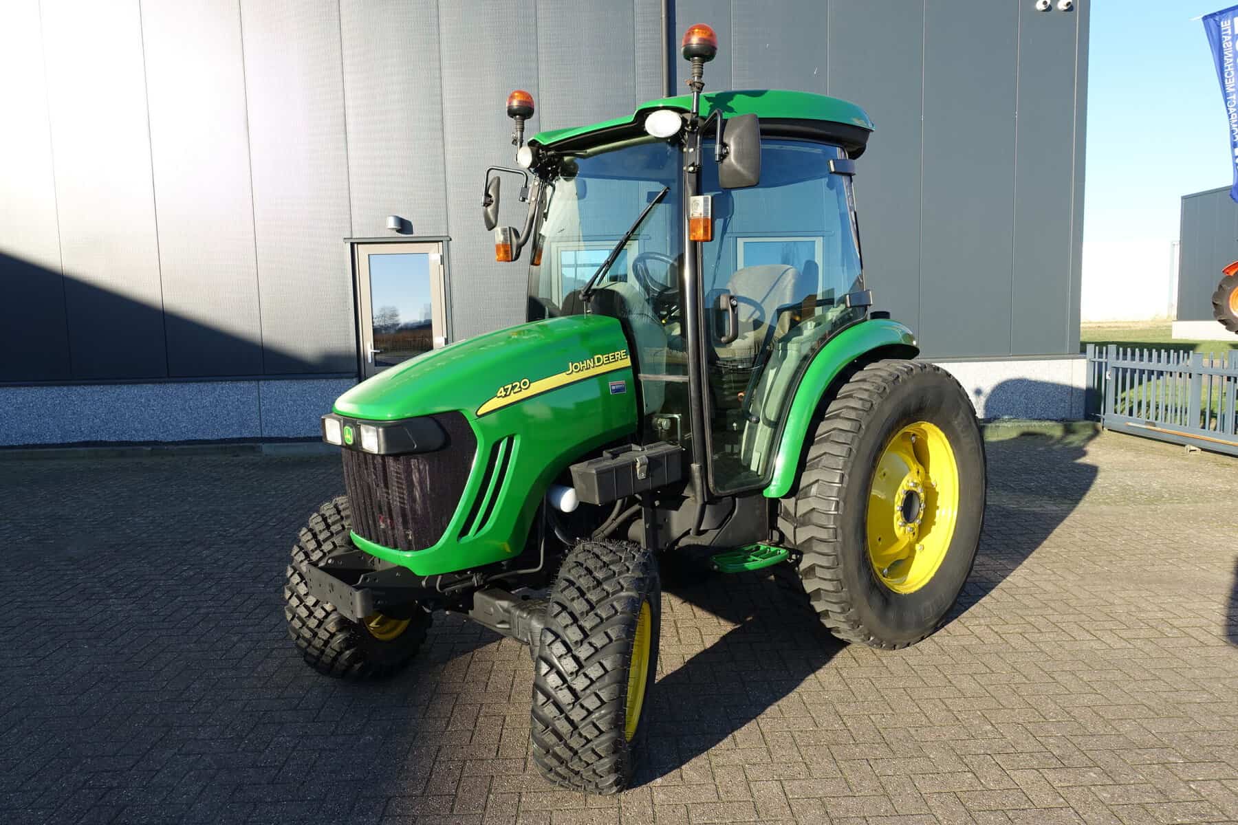 John Deere 4720 4wd HST - Afbeelding 3