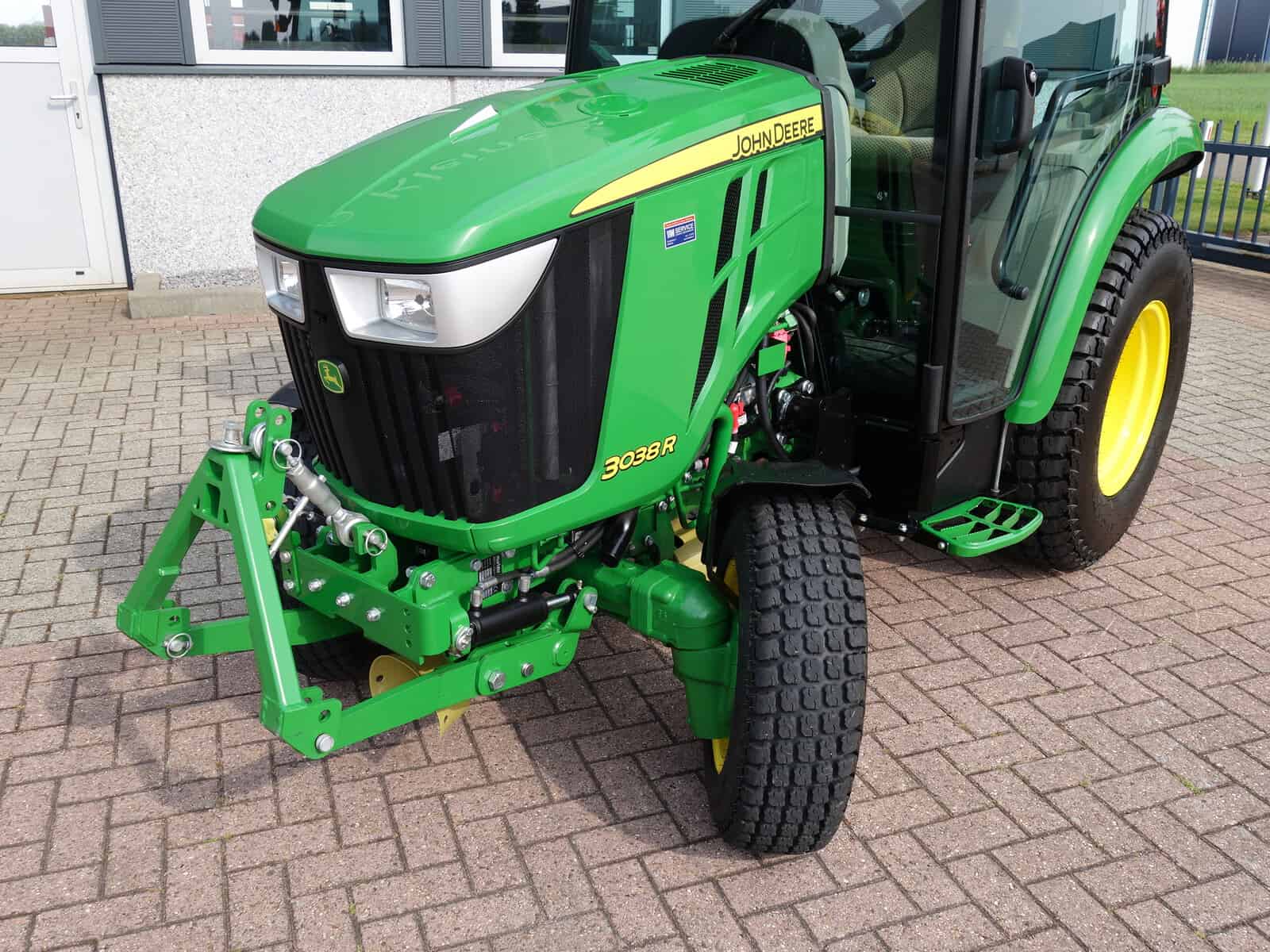 John Deere 3038R 4wd HST - Afbeelding 4