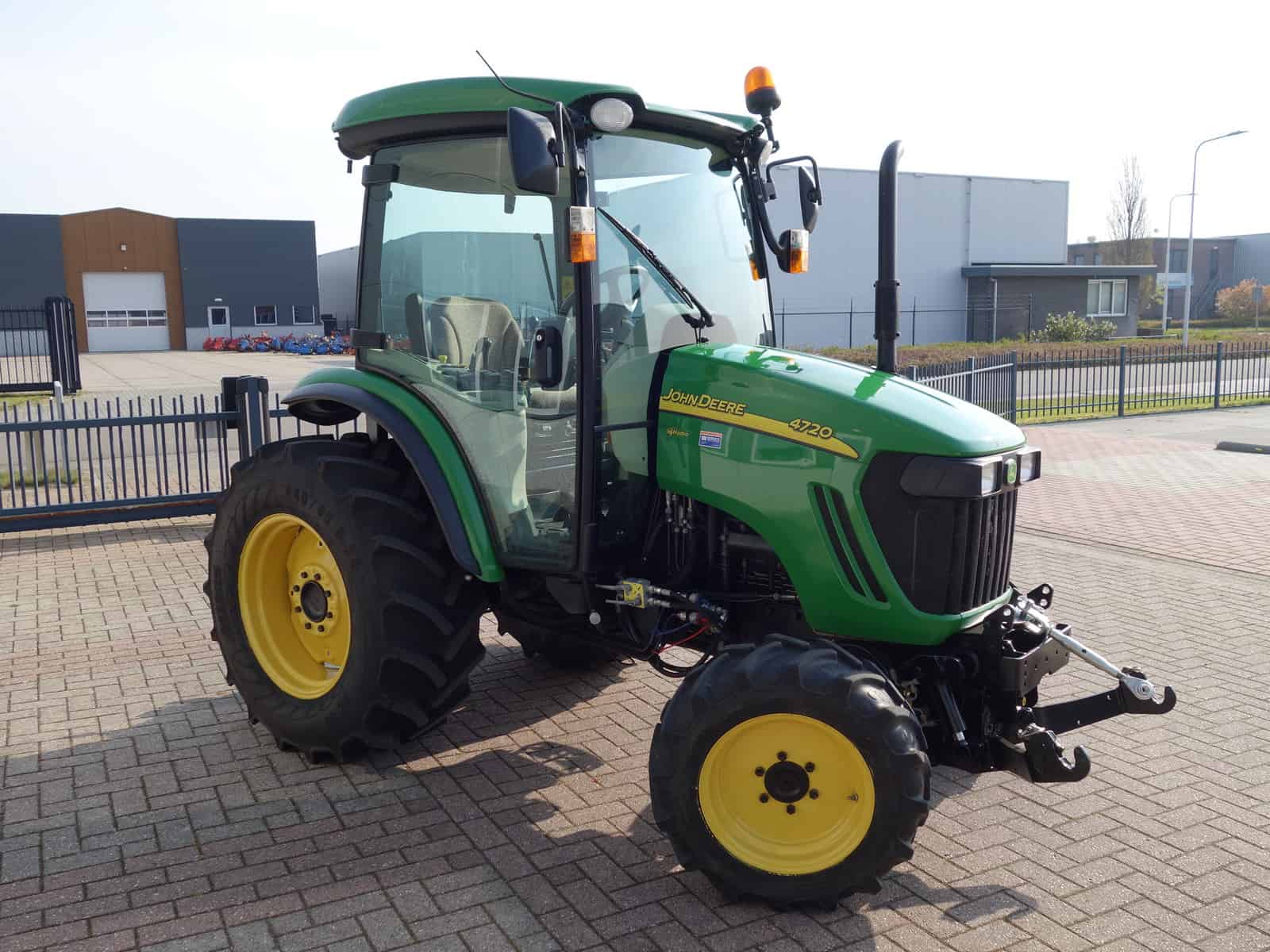 John Deere 4720 4wd HST - Afbeelding 2