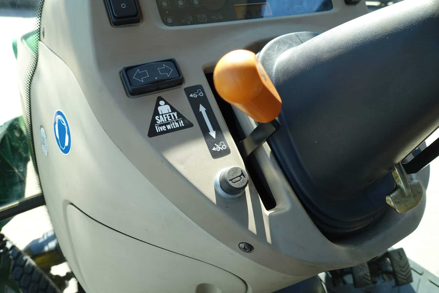 John Deere 4720 4wd HST - Afbeelding 14