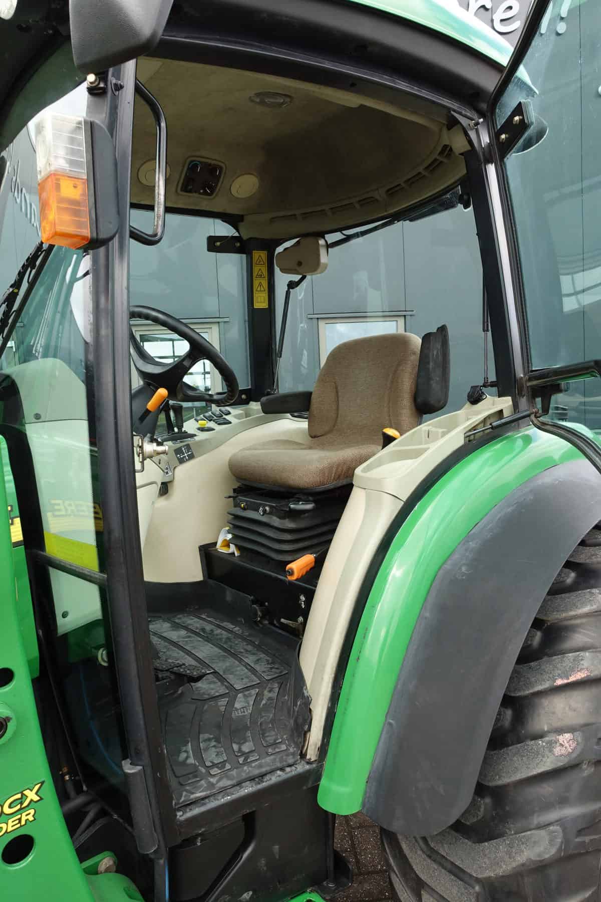 John Deere 4720 4wd HST - Afbeelding 11