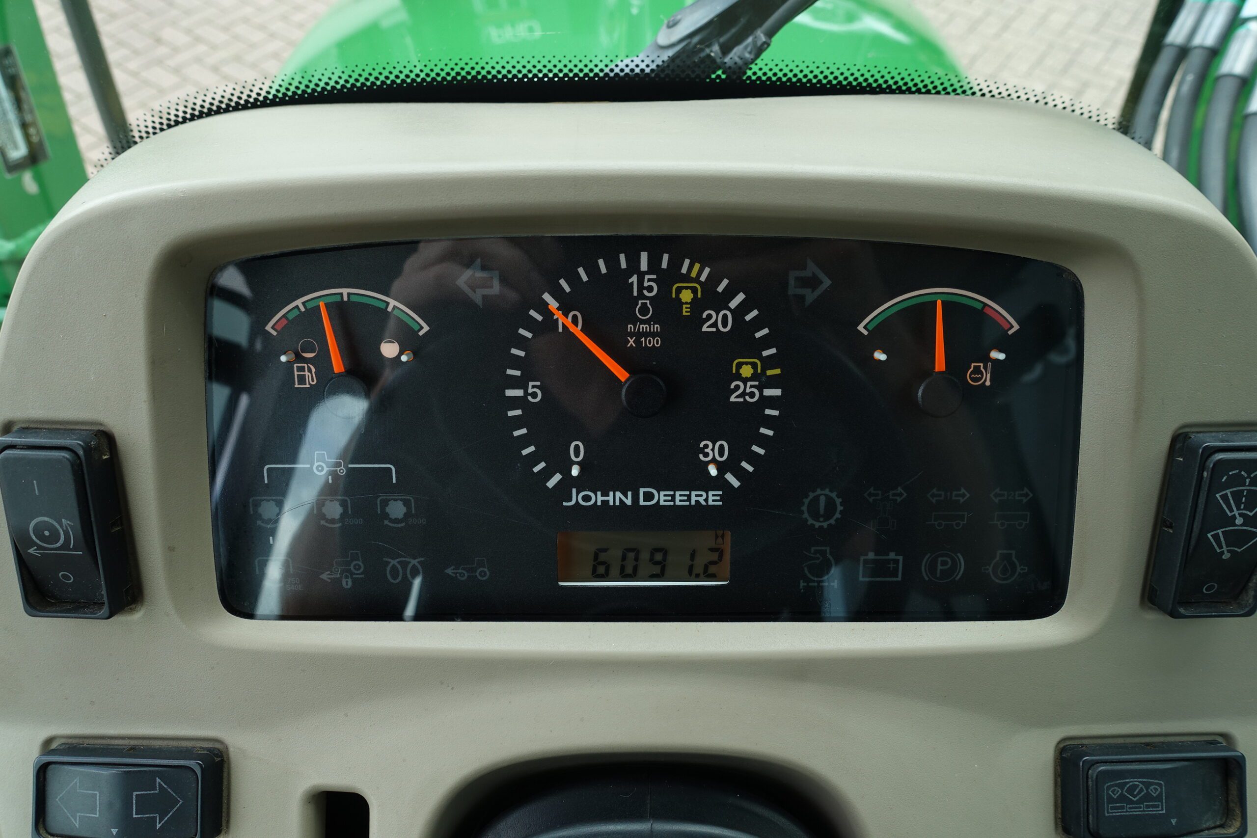 John Deere 4720 4wd HST - Afbeelding 13