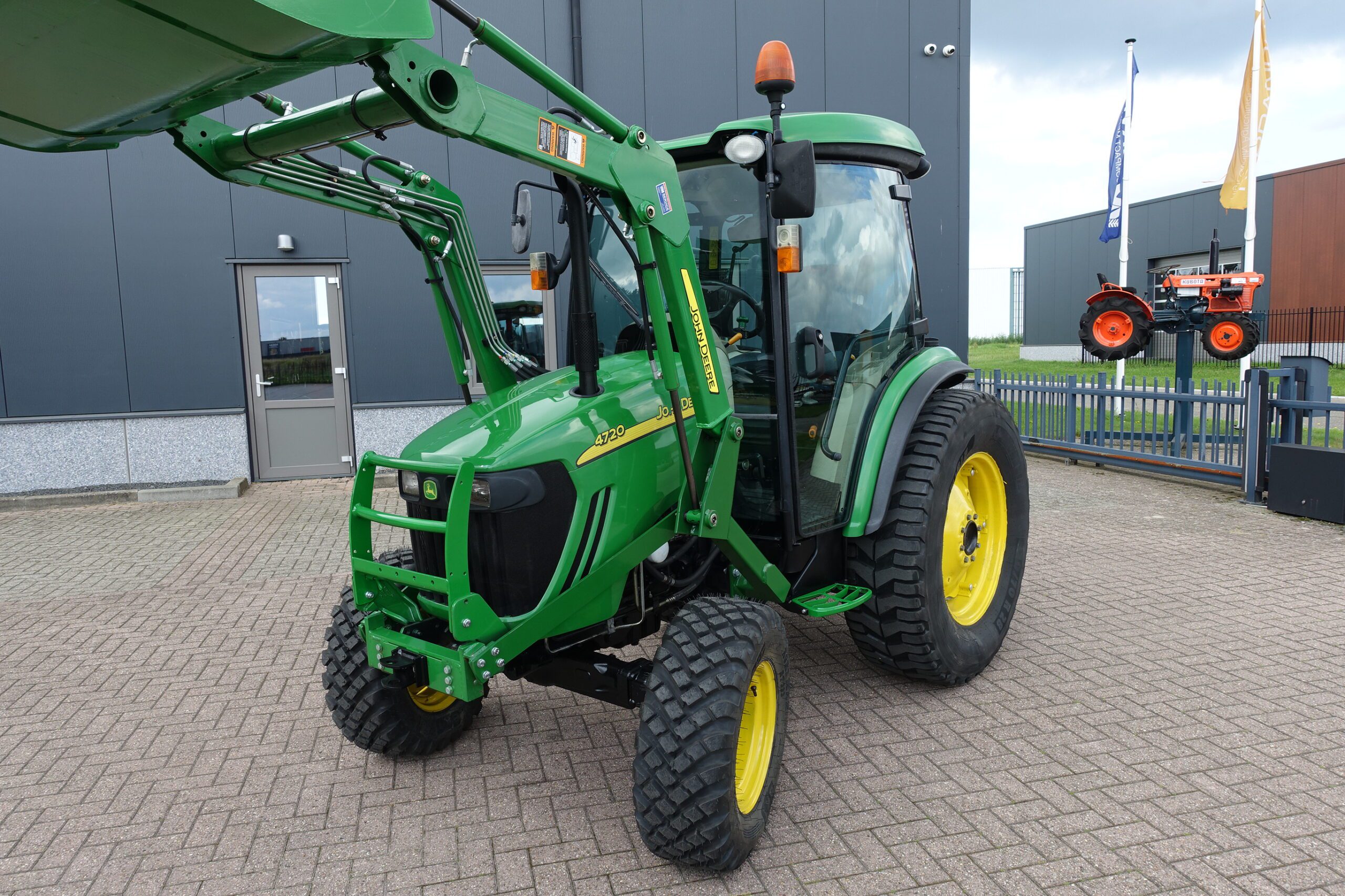 John Deere 4720 4wd HST - Afbeelding 4