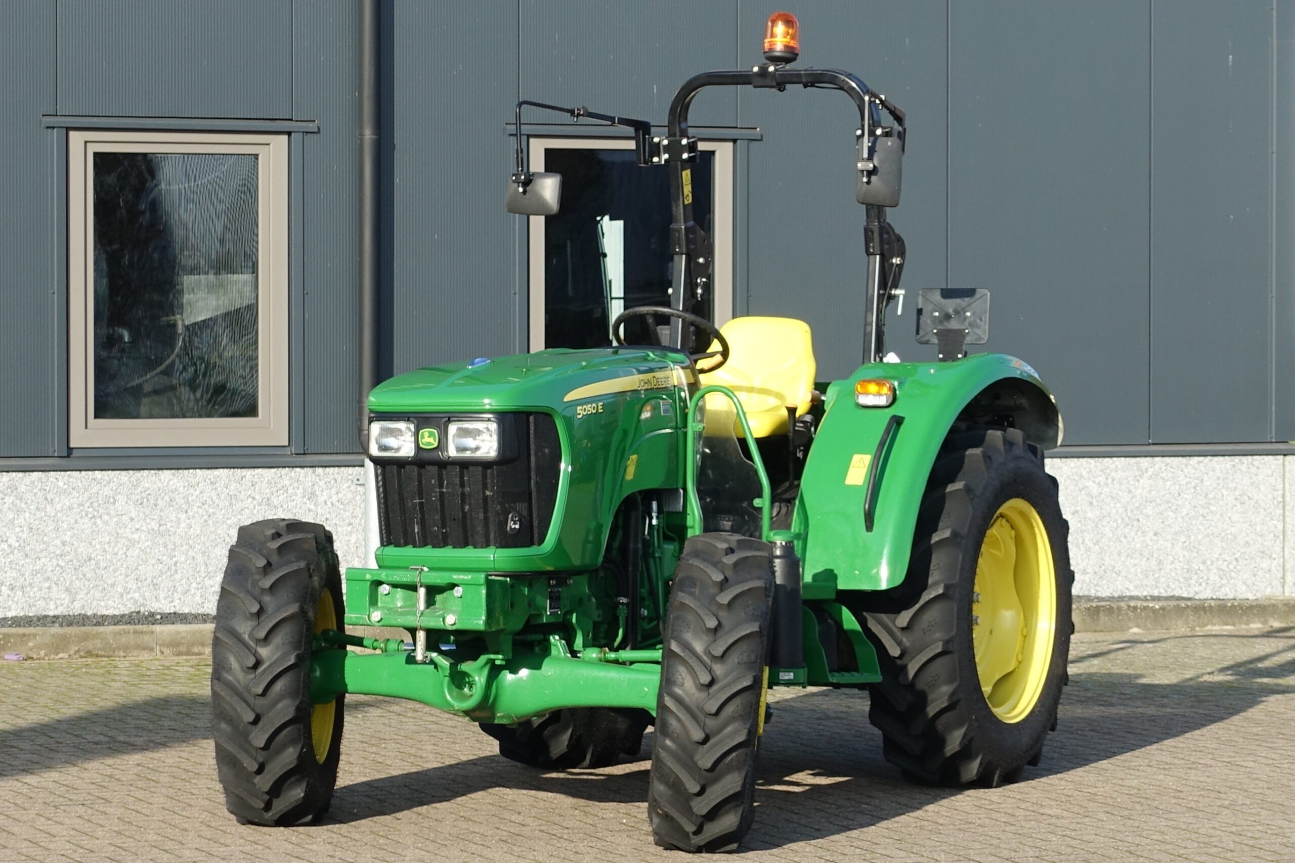 John Deere 5050E 4wd