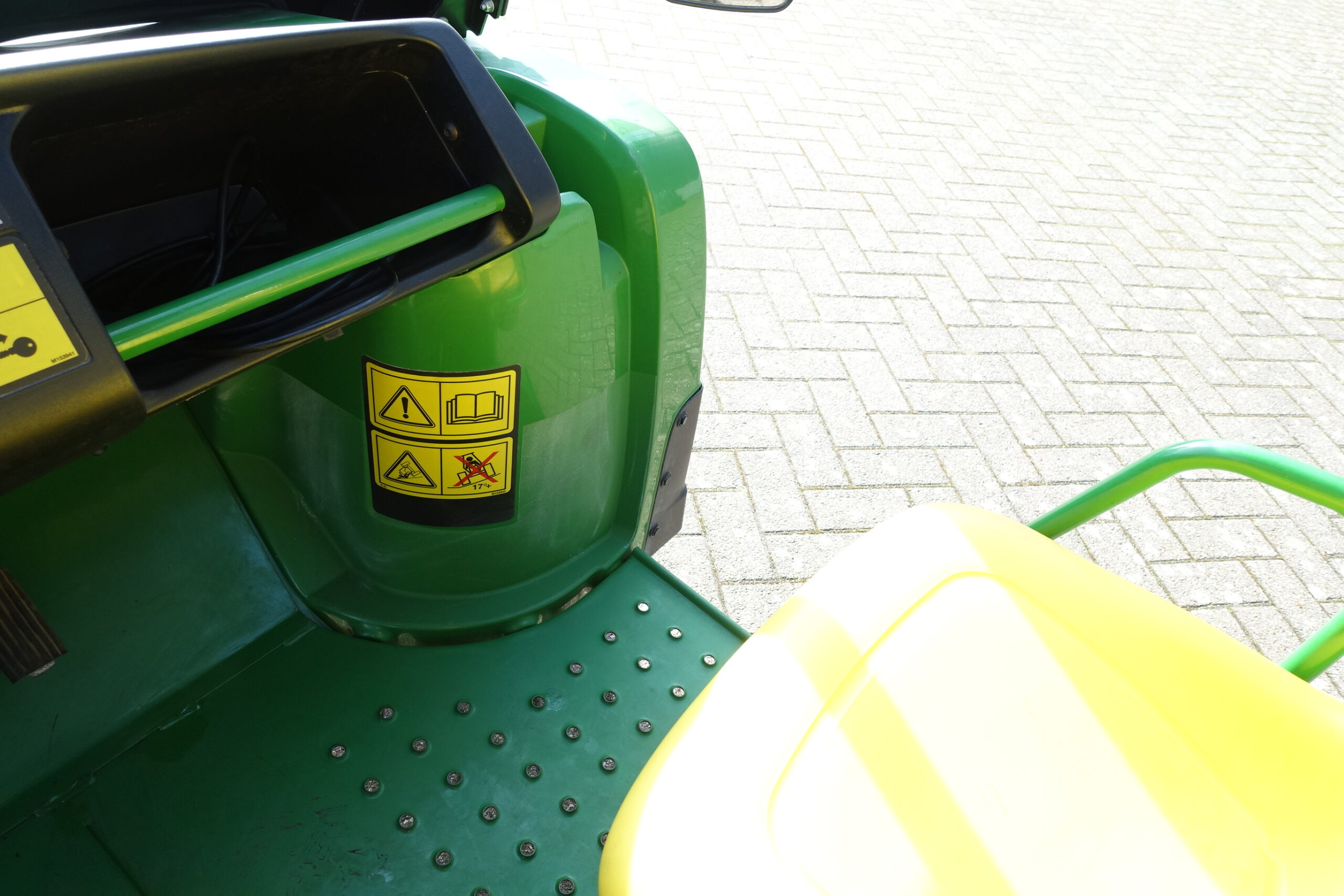 John Deere Gator TE 4x2 - Afbeelding 11