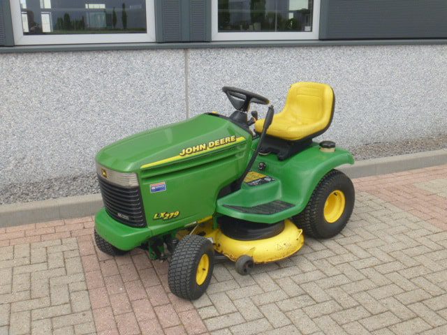 John Deere LX219