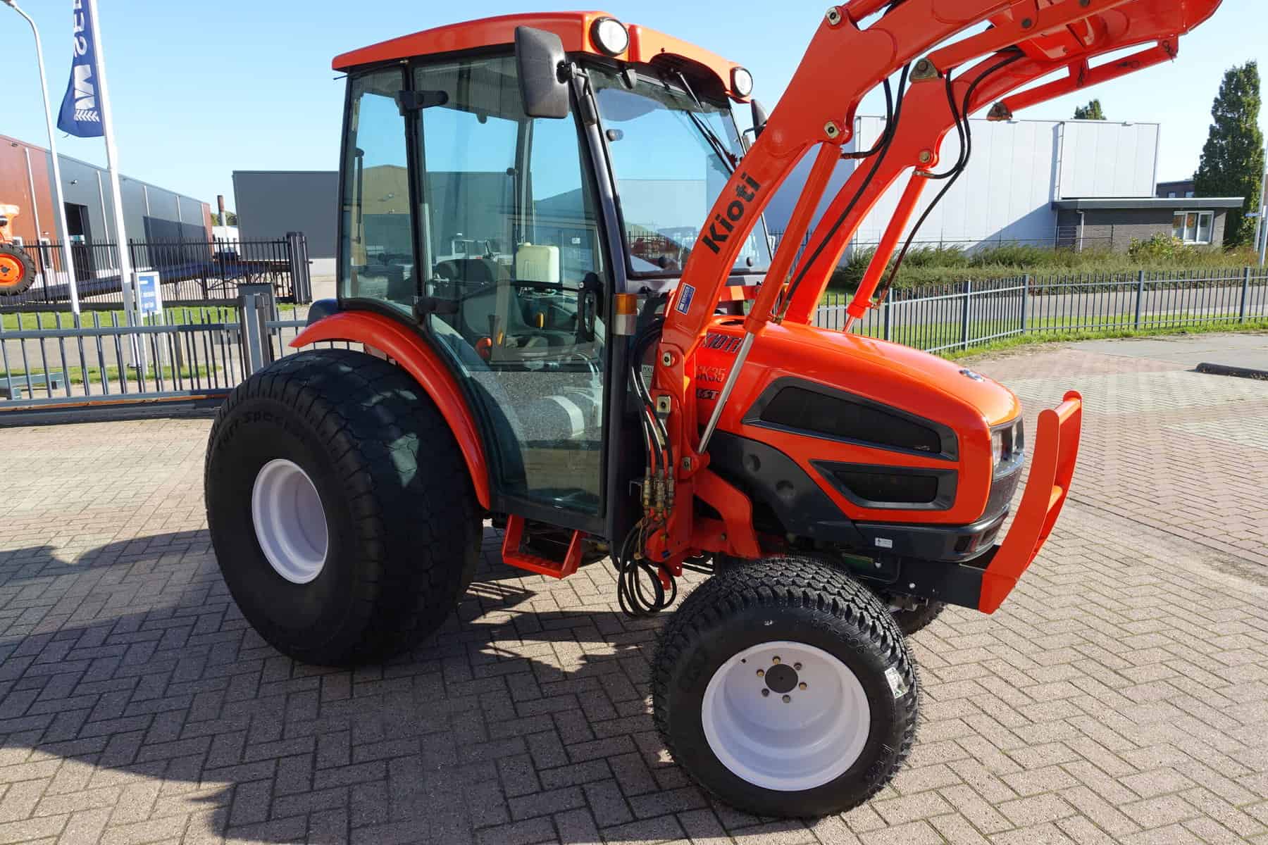 Kioti CK35 4wd HST - Afbeelding 2