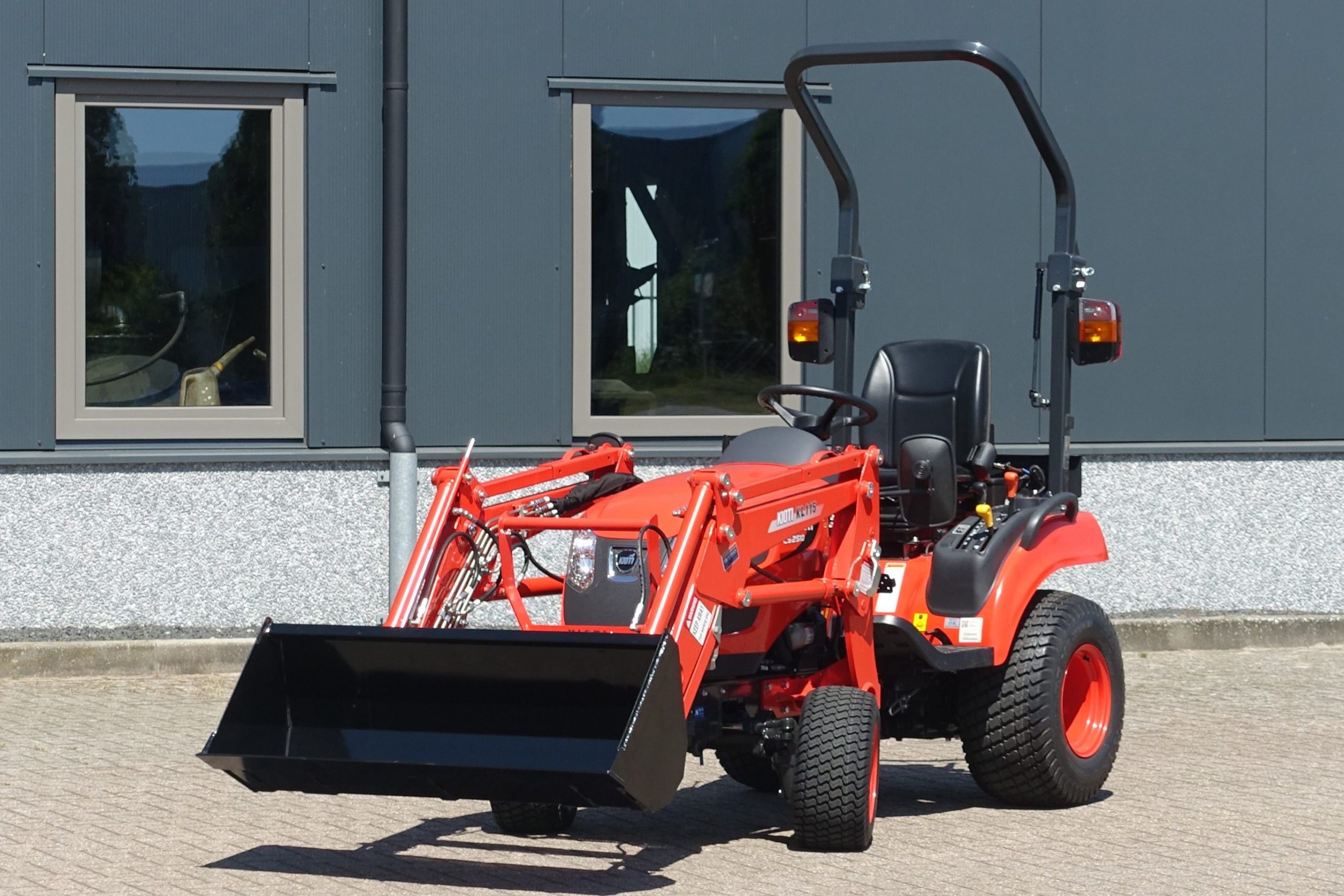 Kioti CS2510 4wd HST