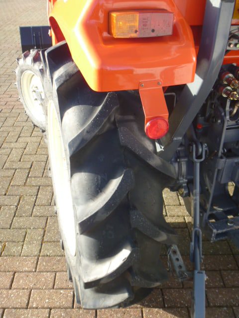 Kioti DK35 4wd - Afbeelding 27