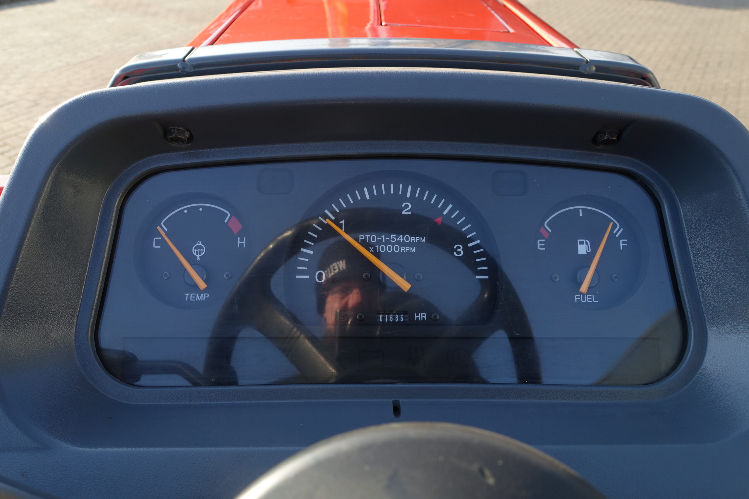 Kioti DK45 4wd - Afbeelding 11