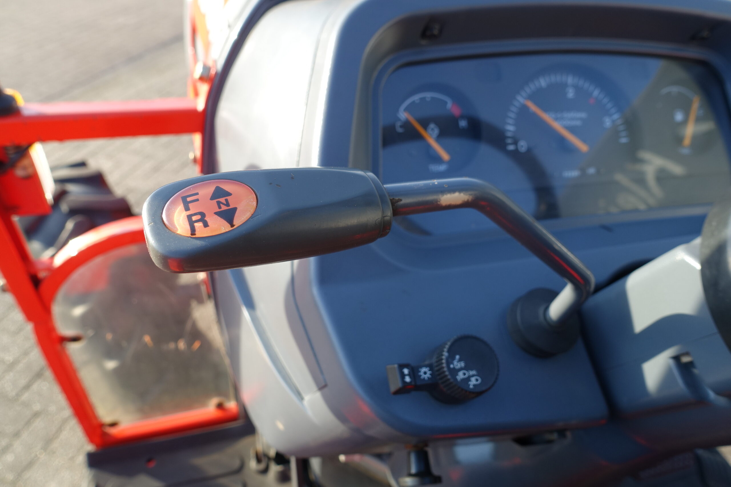 Kioti DK45 4wd - Afbeelding 12