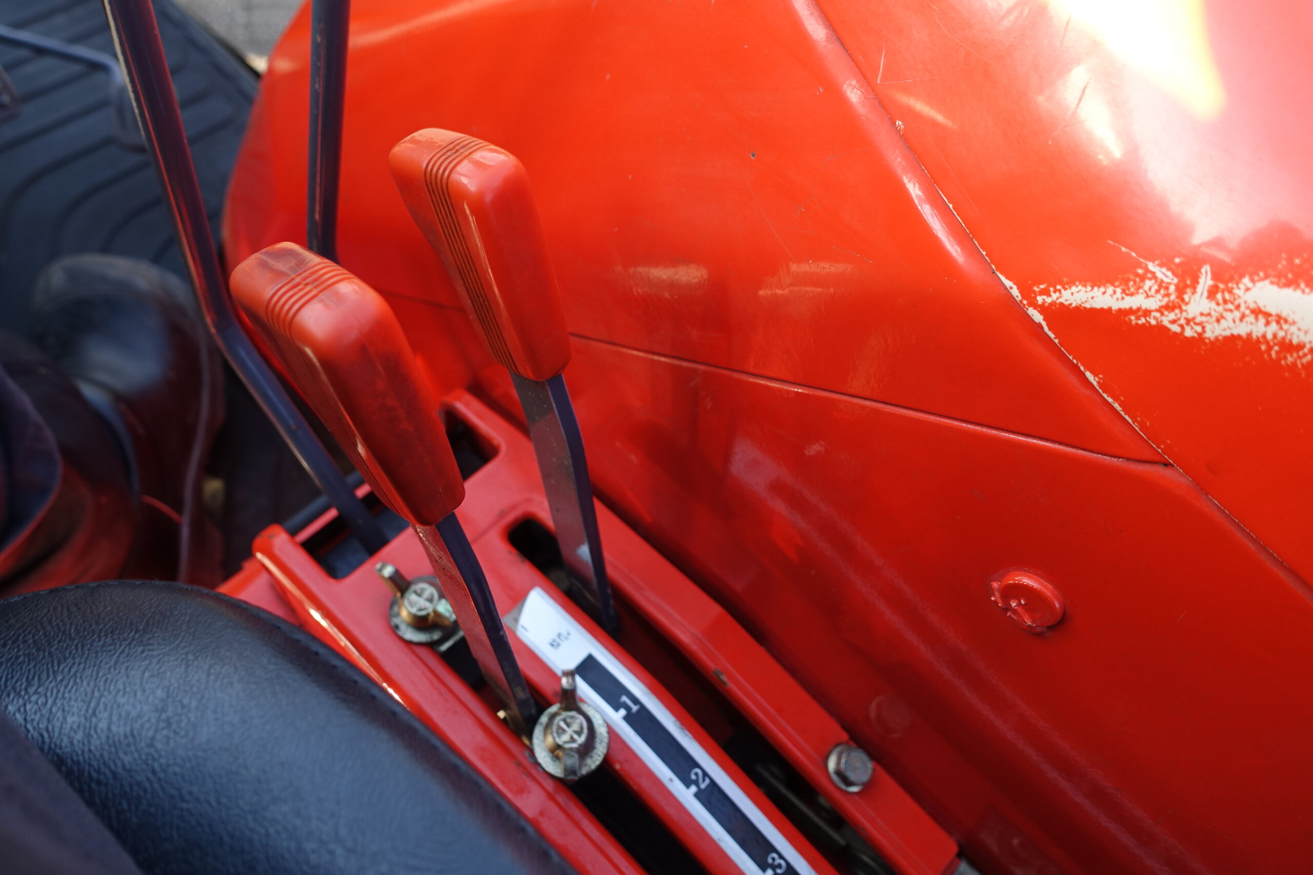 Kioti DK45 4wd - Afbeelding 16