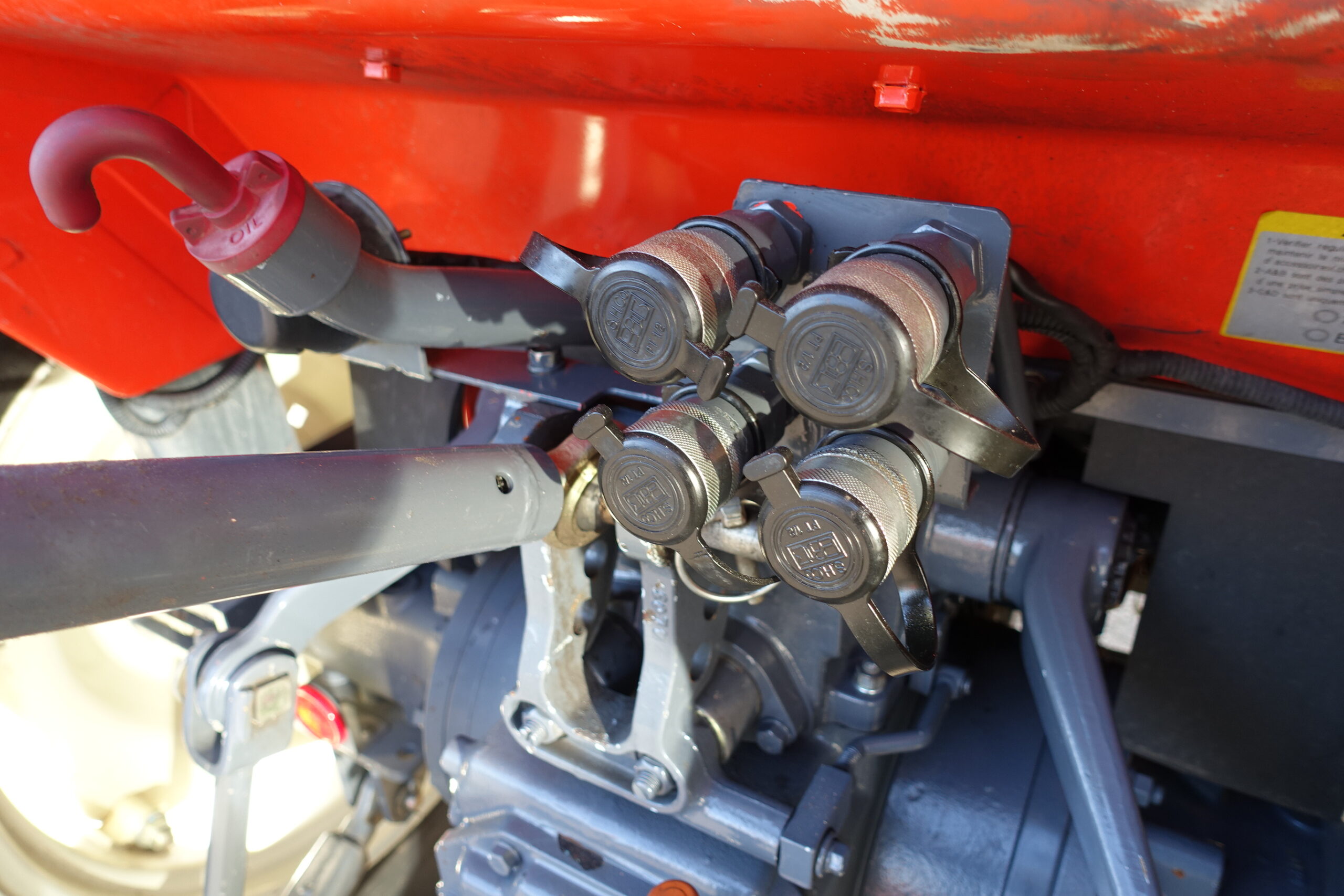 Kioti DK45 4wd - Afbeelding 25