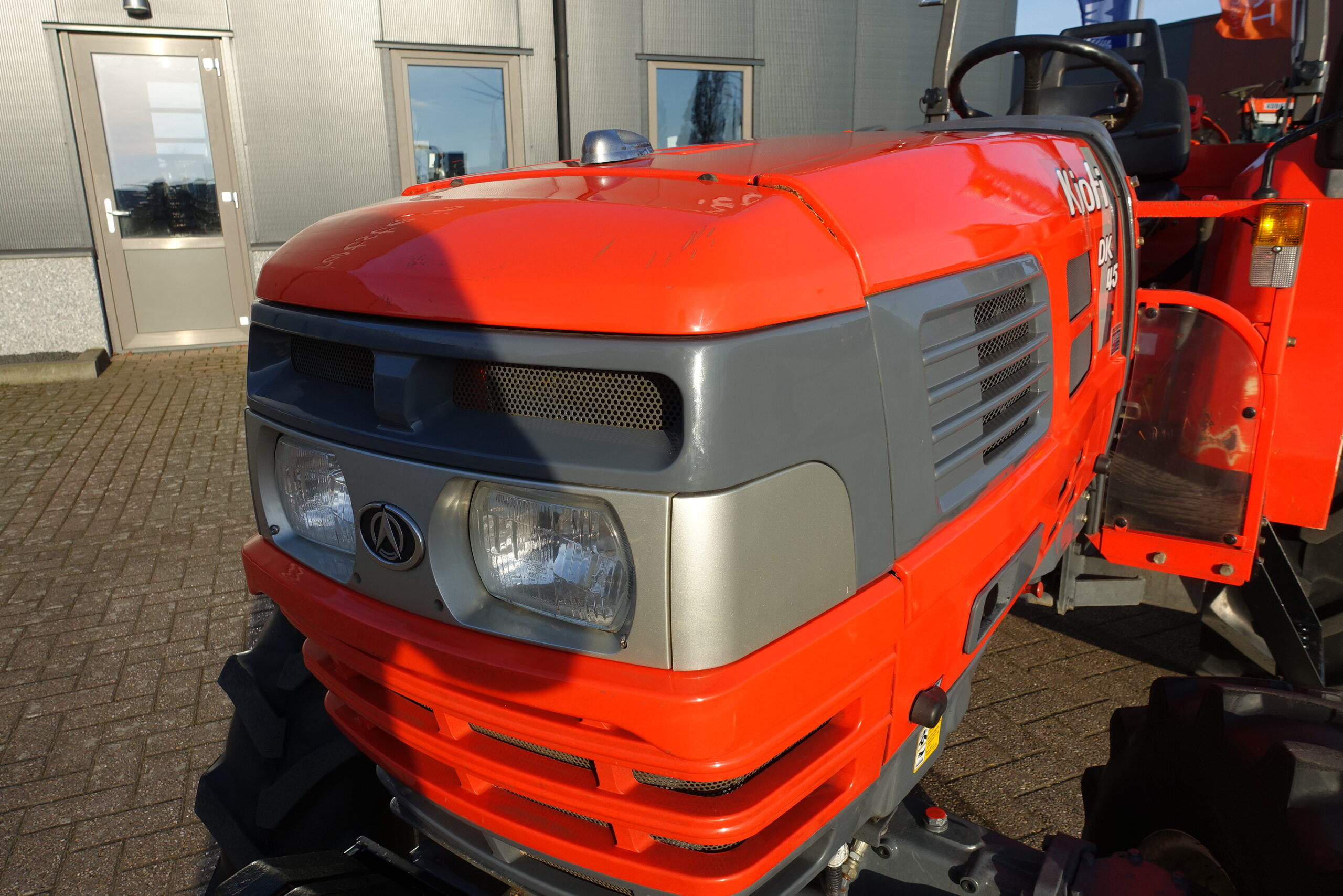 Kioti DK45 4wd - Afbeelding 4