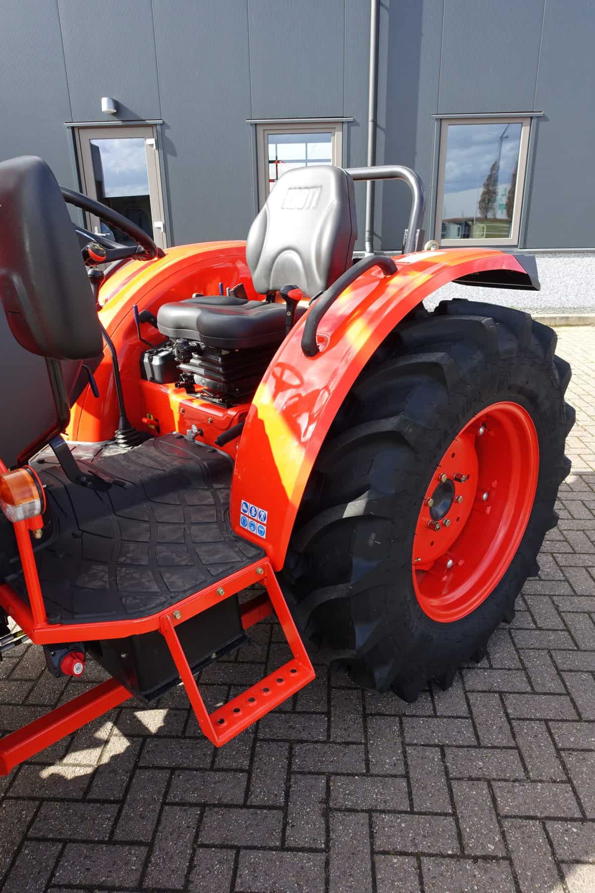 Kioti DK5010 4wd - Afbeelding 10