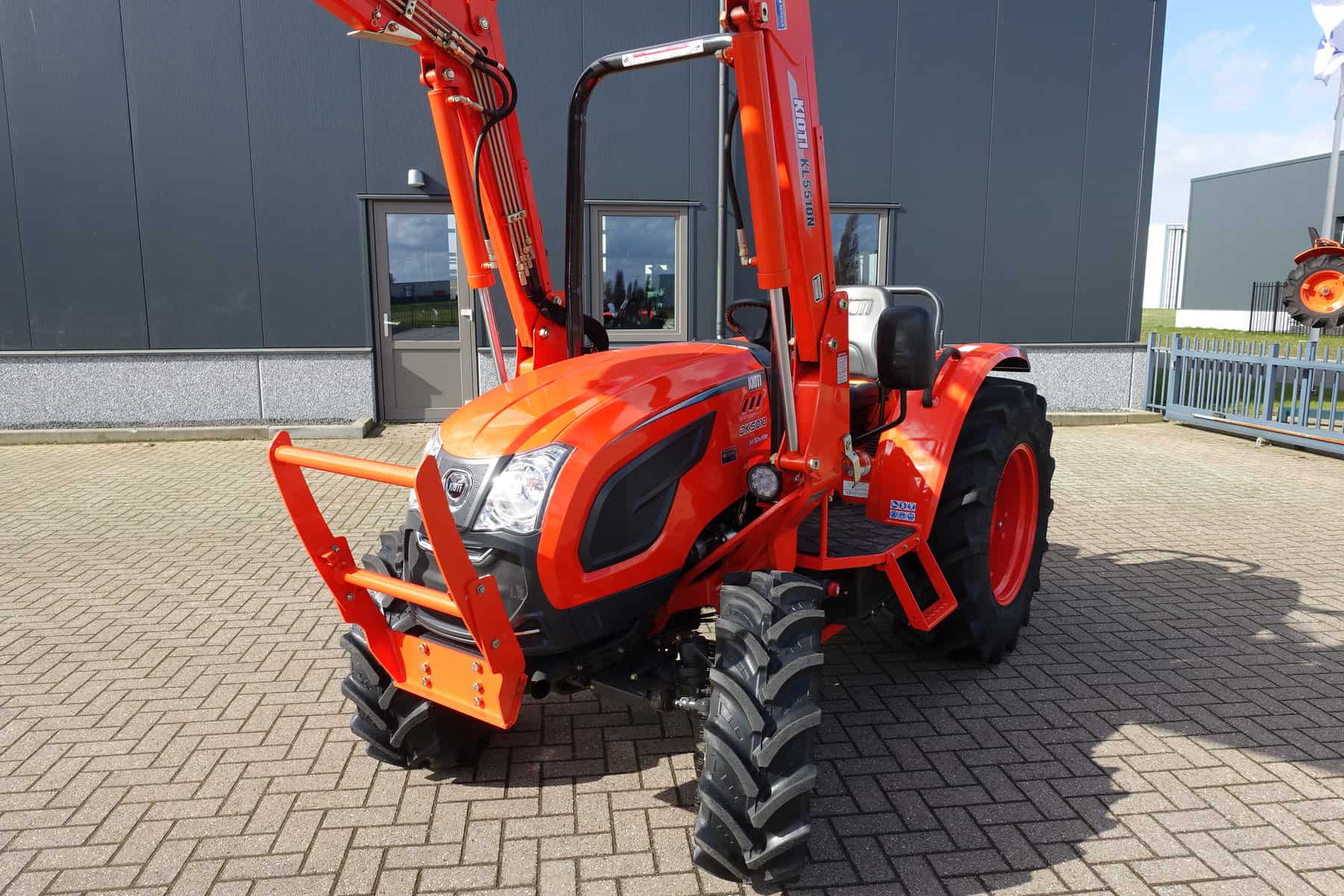 Kioti DK5010 4wd - Afbeelding 4