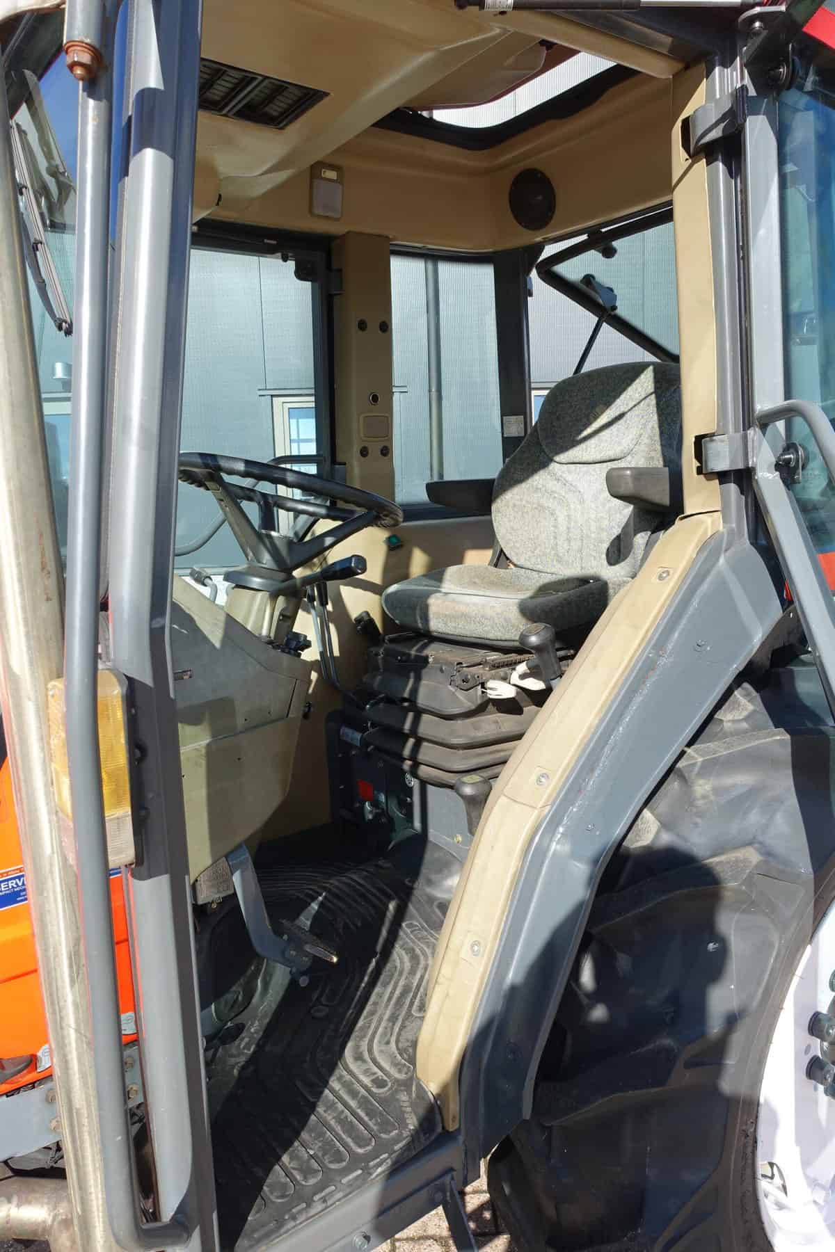 Kioti CK50 4wd - Afbeelding 13