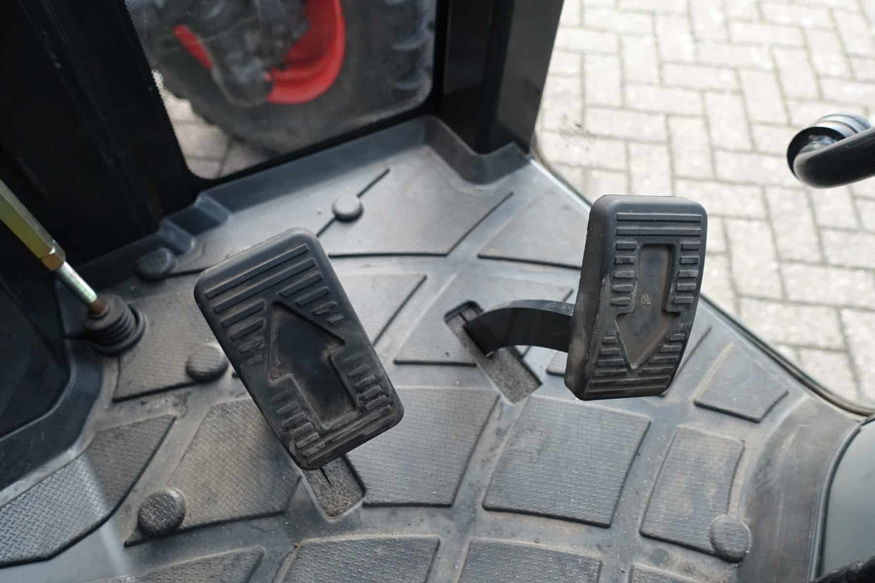 Kioti DK6010 4wd HST - Afbeelding 14