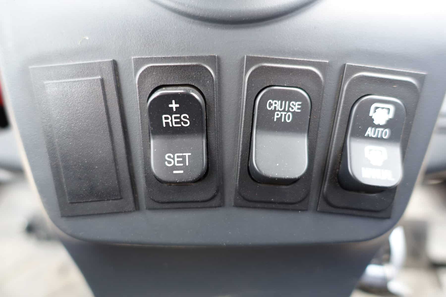 Kioti DK6010 4wd HST - Afbeelding 15