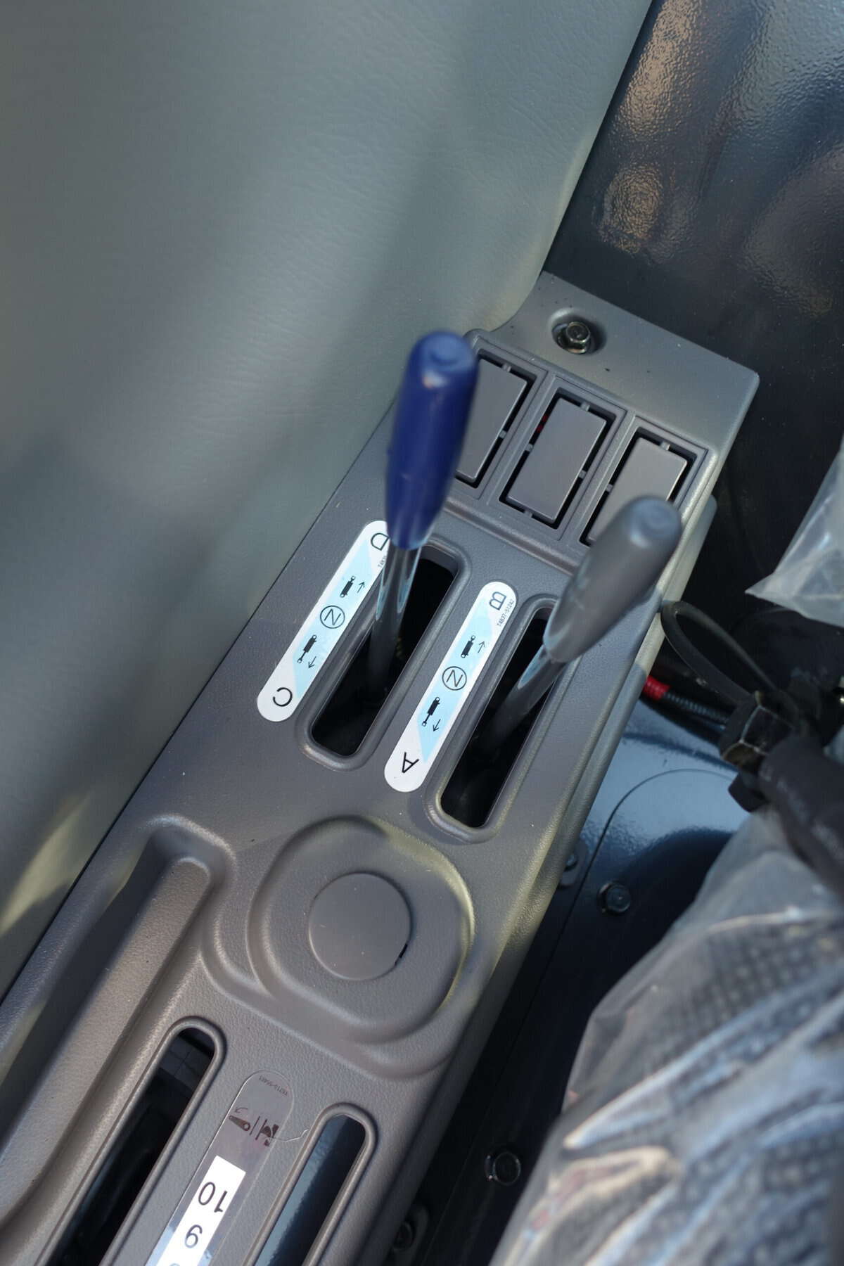 Kioti DK6020 4wd HST - Afbeelding 23