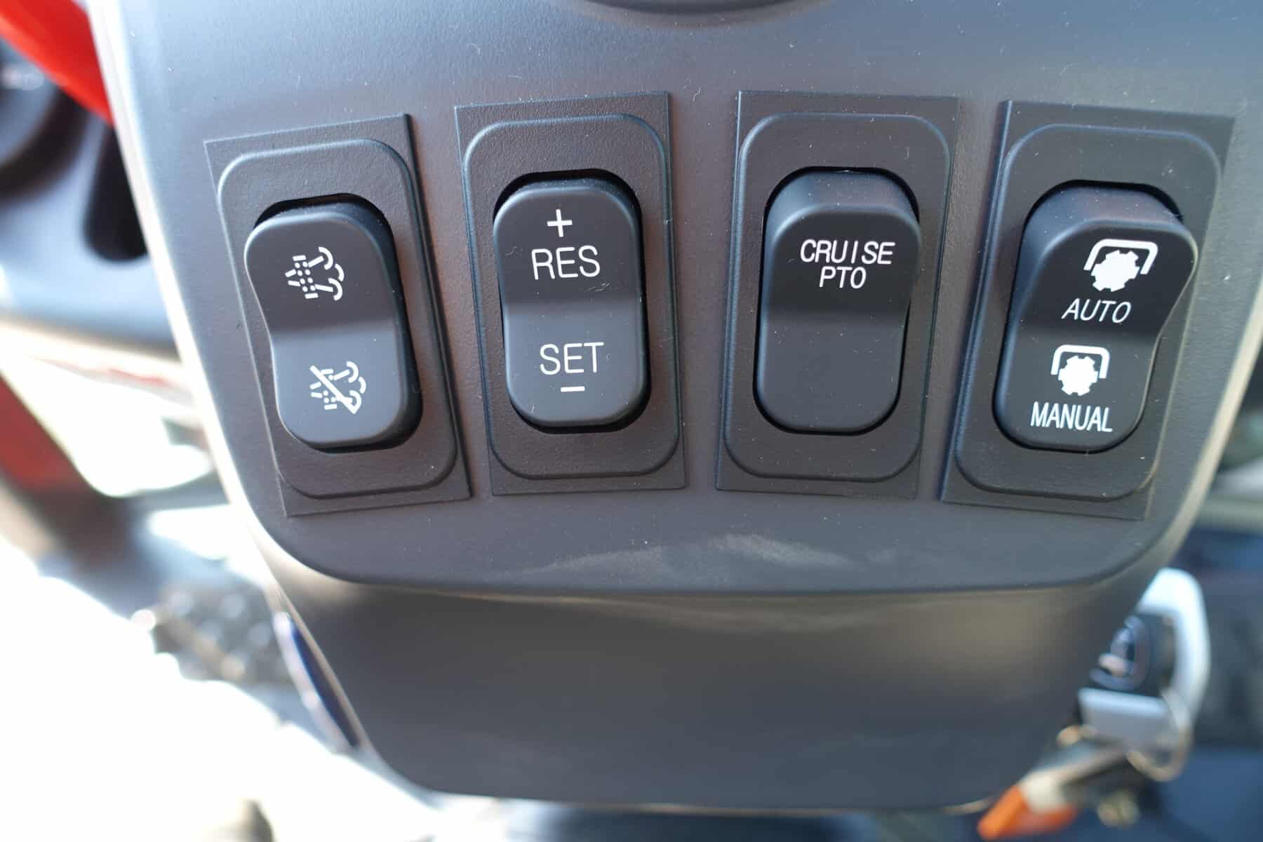 Kioti DK6020 4wd HST - Afbeelding 25