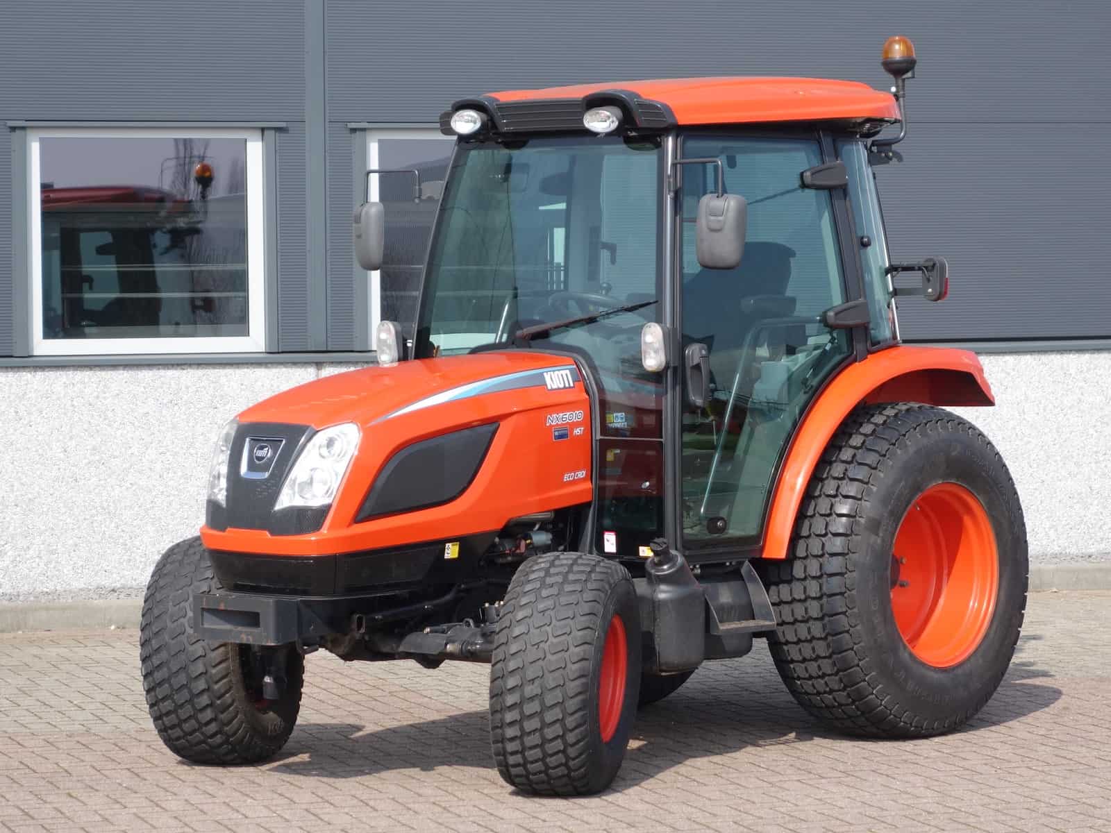 Kioti NX6010 4wd HST