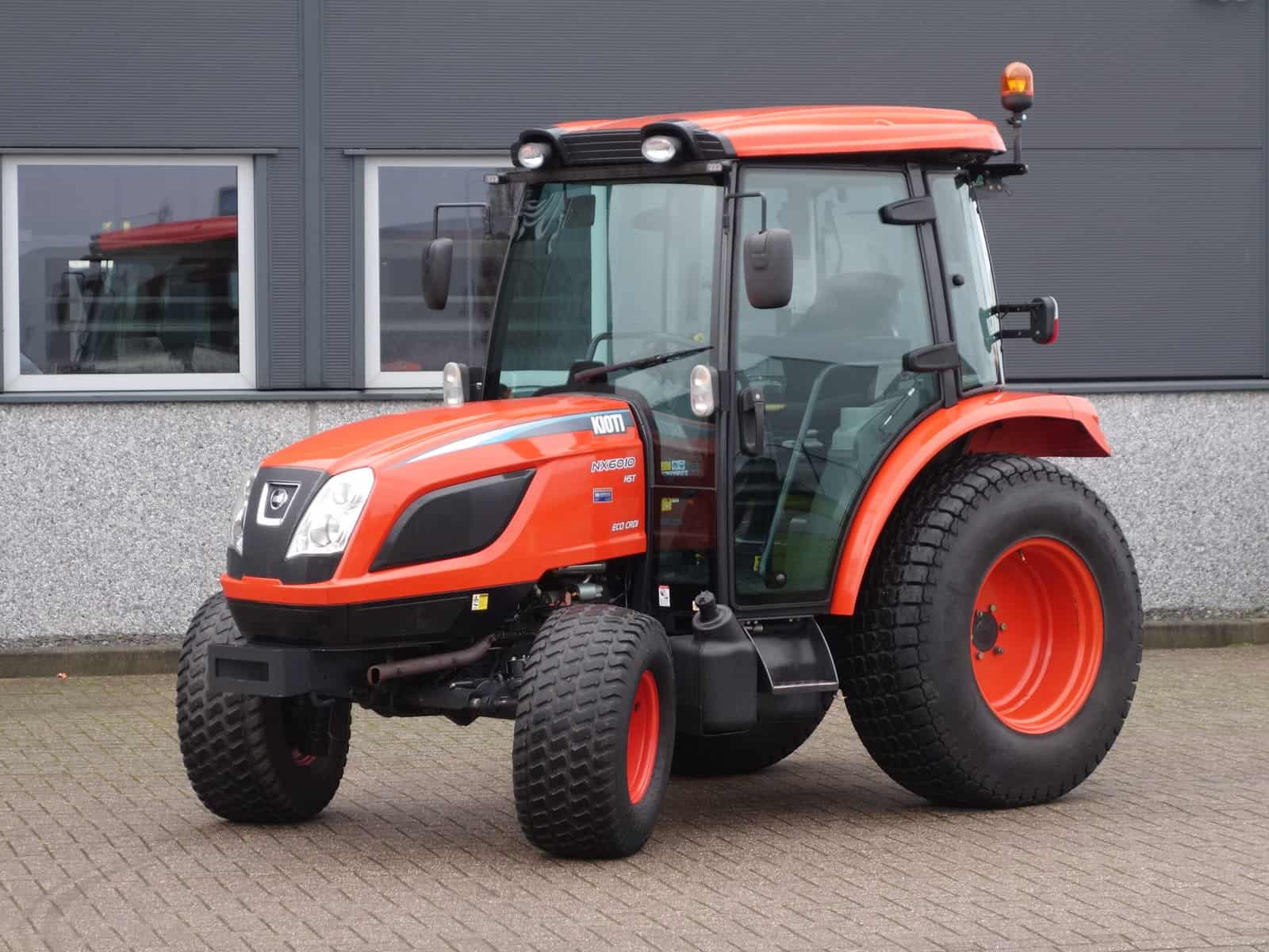 Kioti NX6010 4wd HST