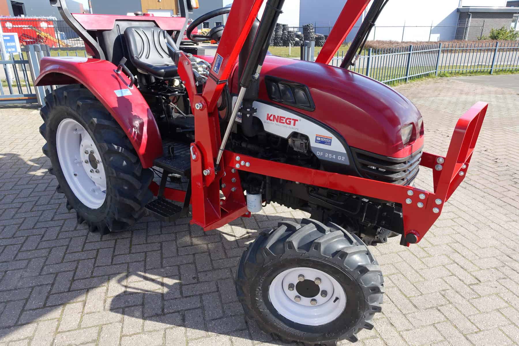 Knegt DF254 G2 4wd - Afbeelding 2