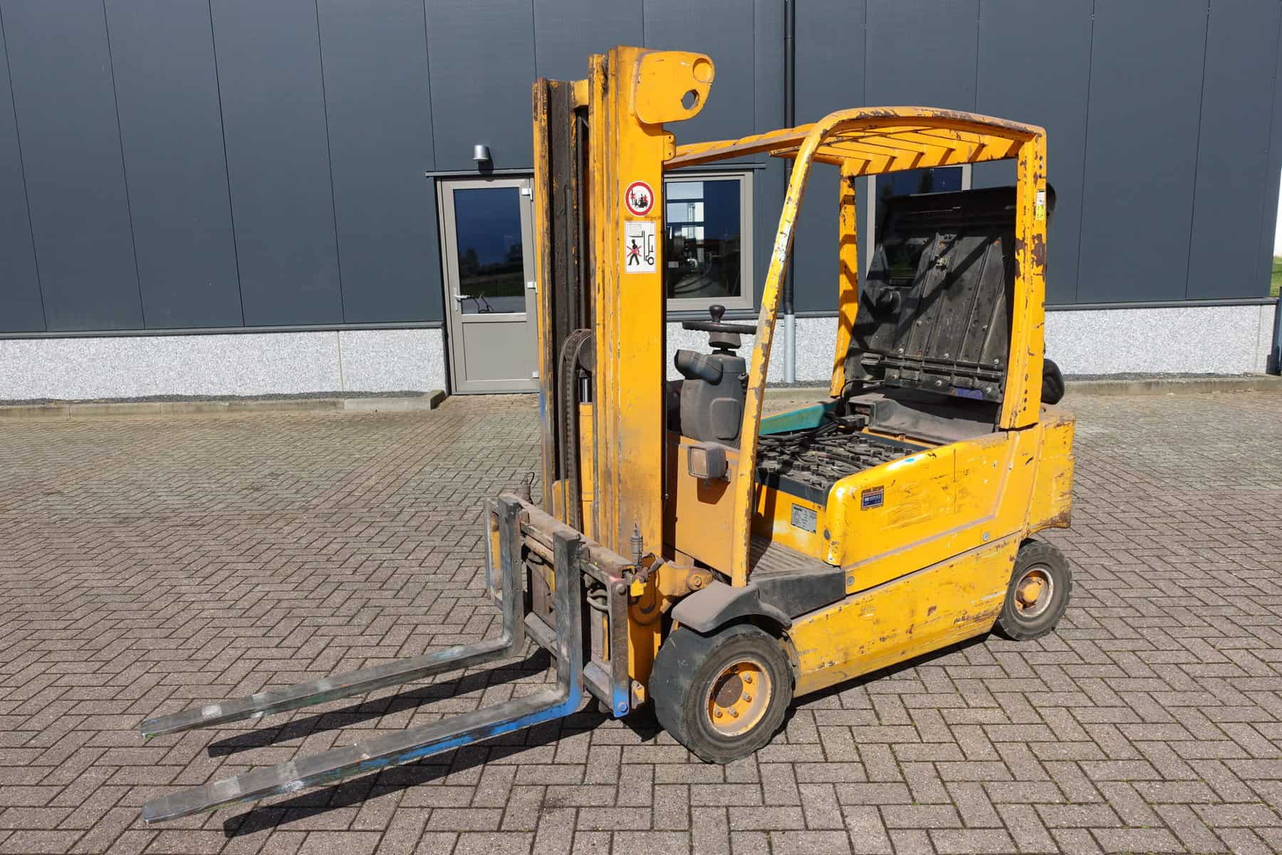 Komatsu FB20-2E - Afbeelding 10