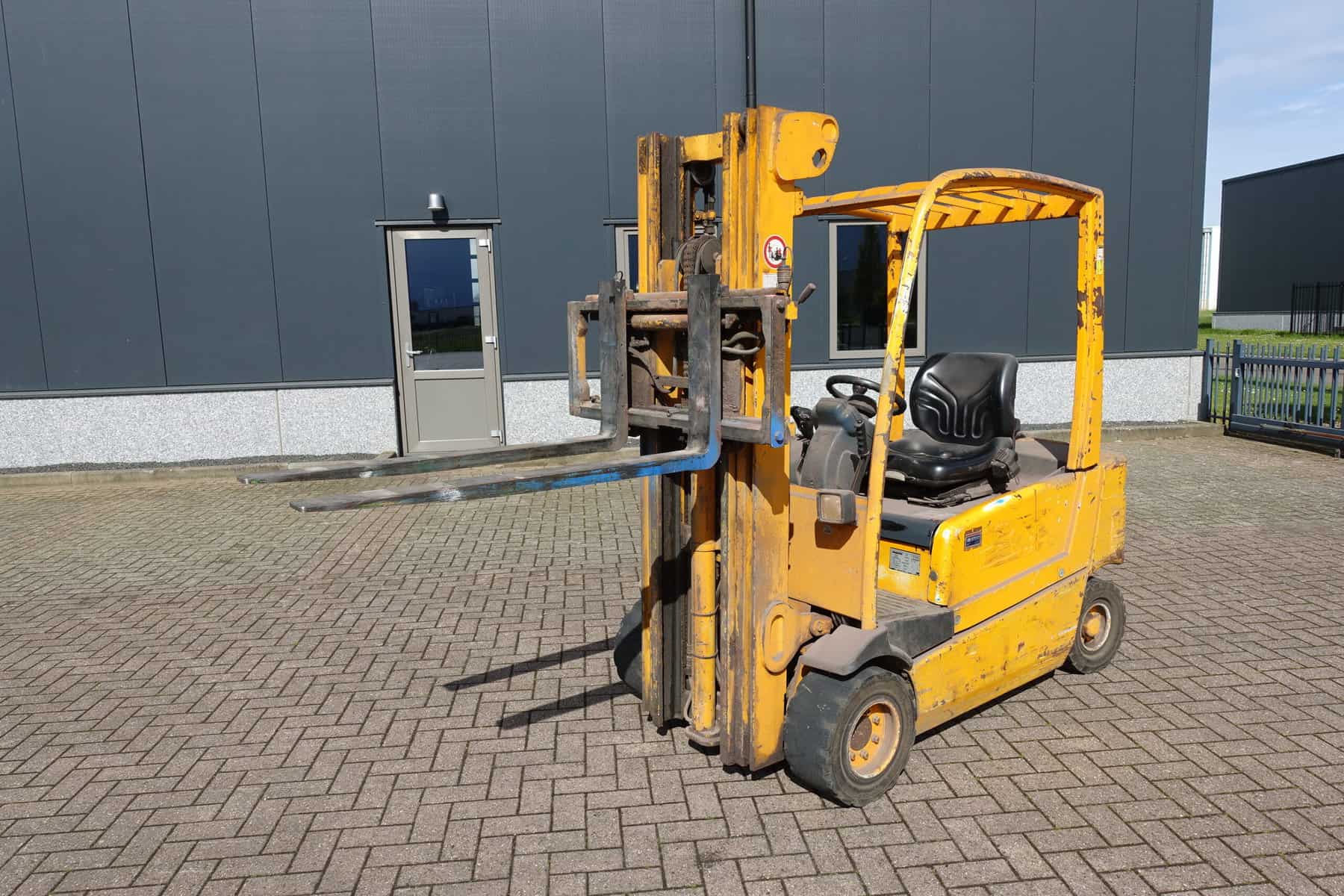 Komatsu FB20-2E - Afbeelding 14