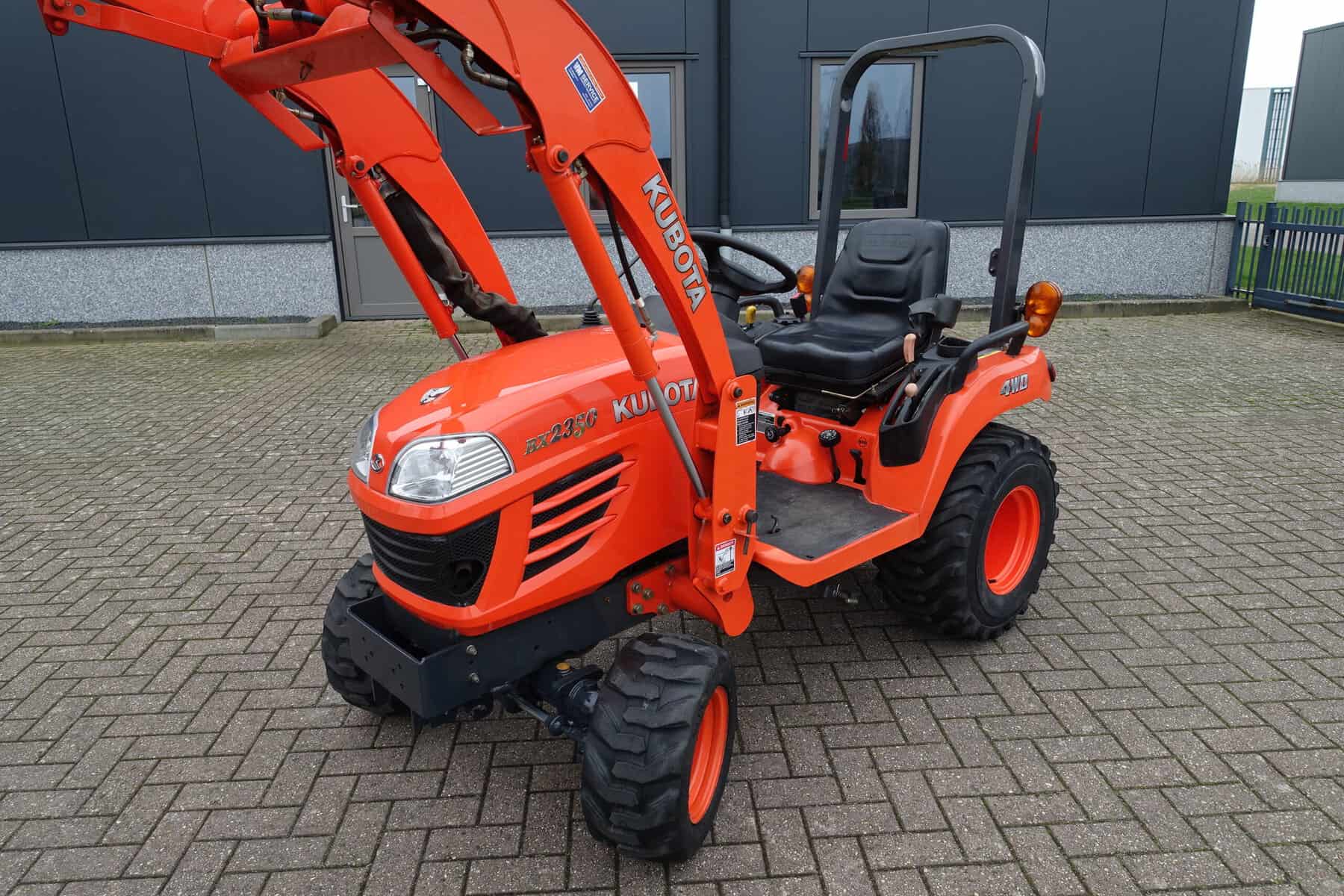 Kubota BX2350 4wd HST - Afbeelding 4