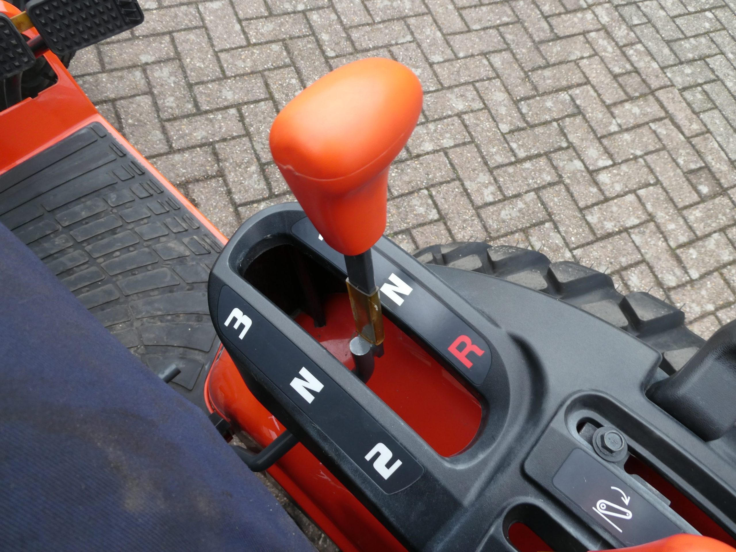 Kubota B1-241 4wd - Afbeelding 12