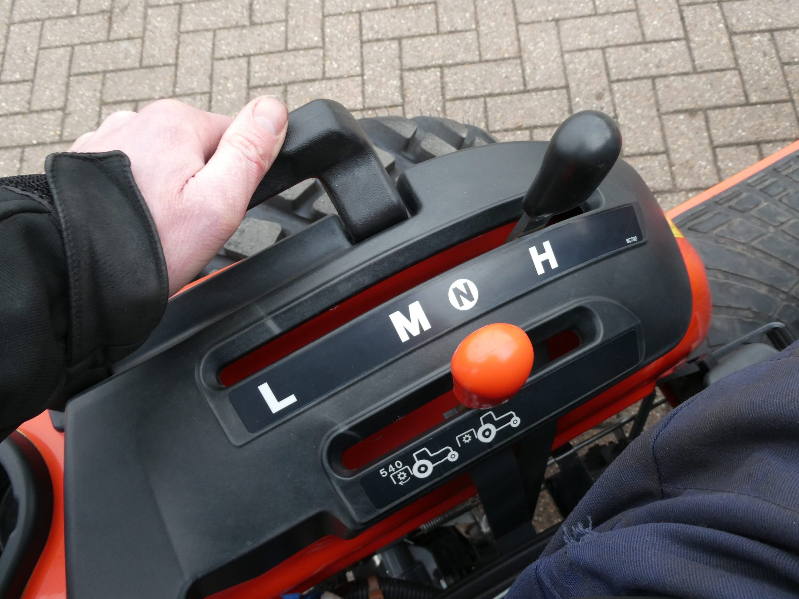 Kubota B1-241 4wd - Afbeelding 14