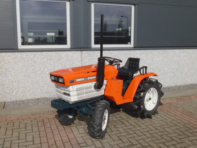 Kubota B1200 4wd