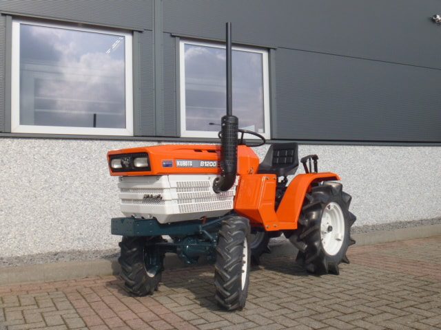 Kubota B1200 4wd - Afbeelding 21
