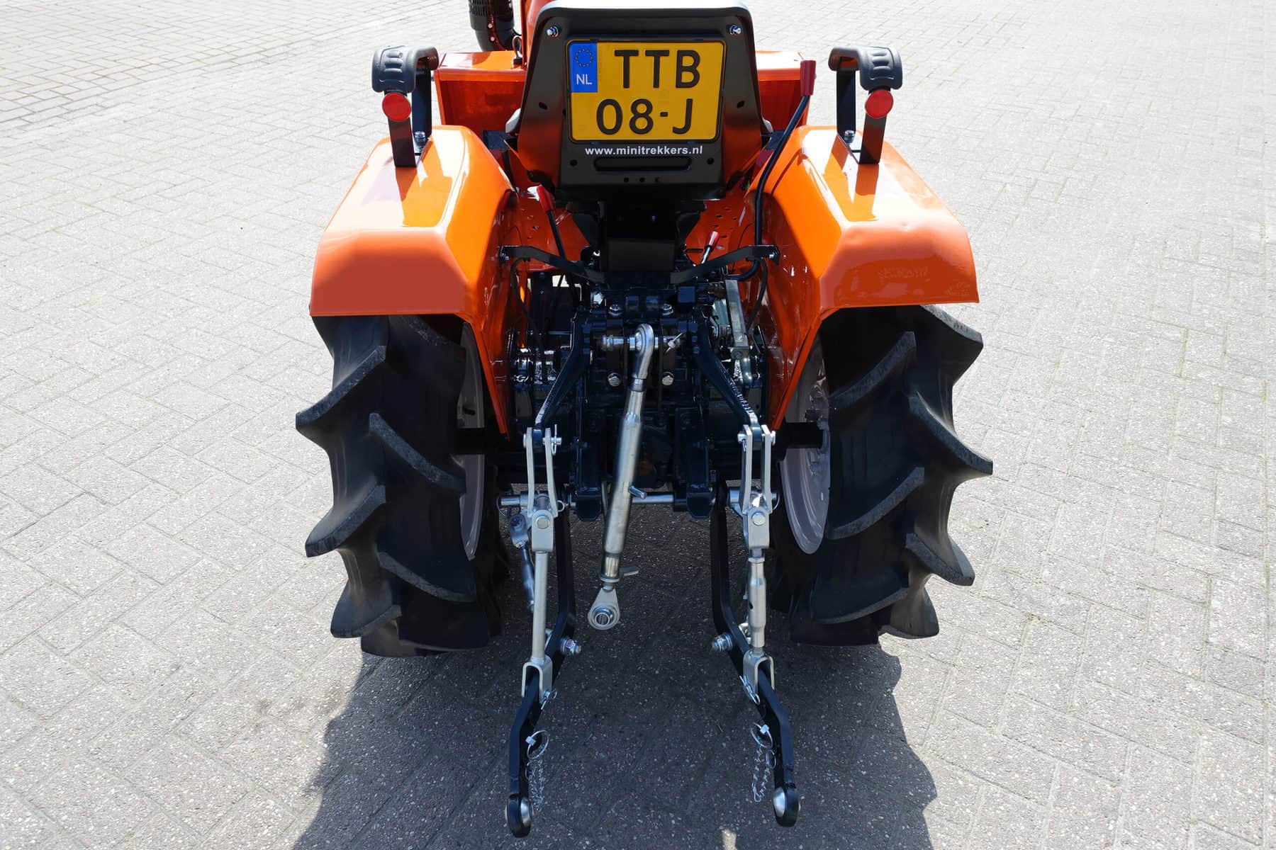 Kubota B1400 2wd - Afbeelding 13