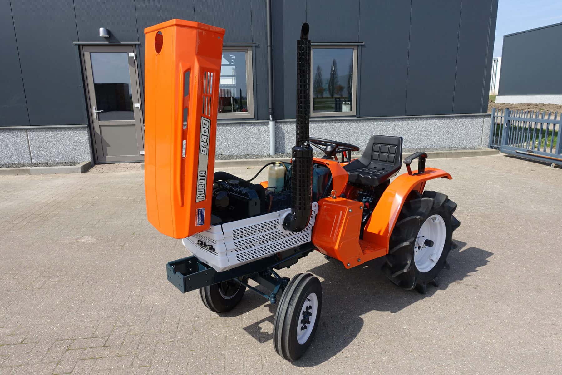 Kubota B1400 2wd - Afbeelding 17