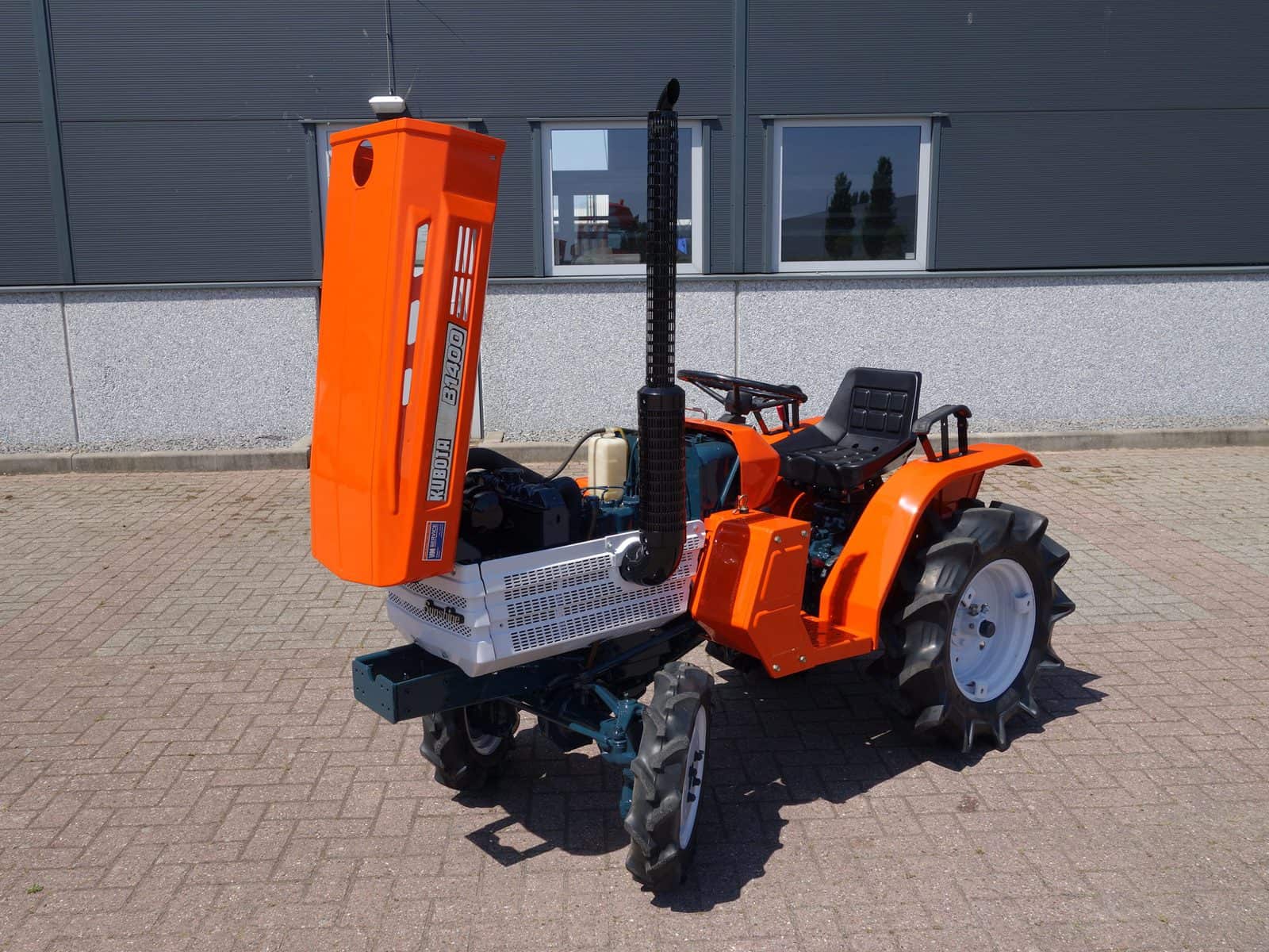 Kubota B1400 4wd - Afbeelding 16