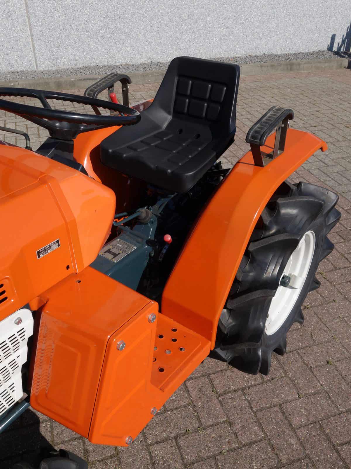 Kubota B1400 4wd - Afbeelding 8