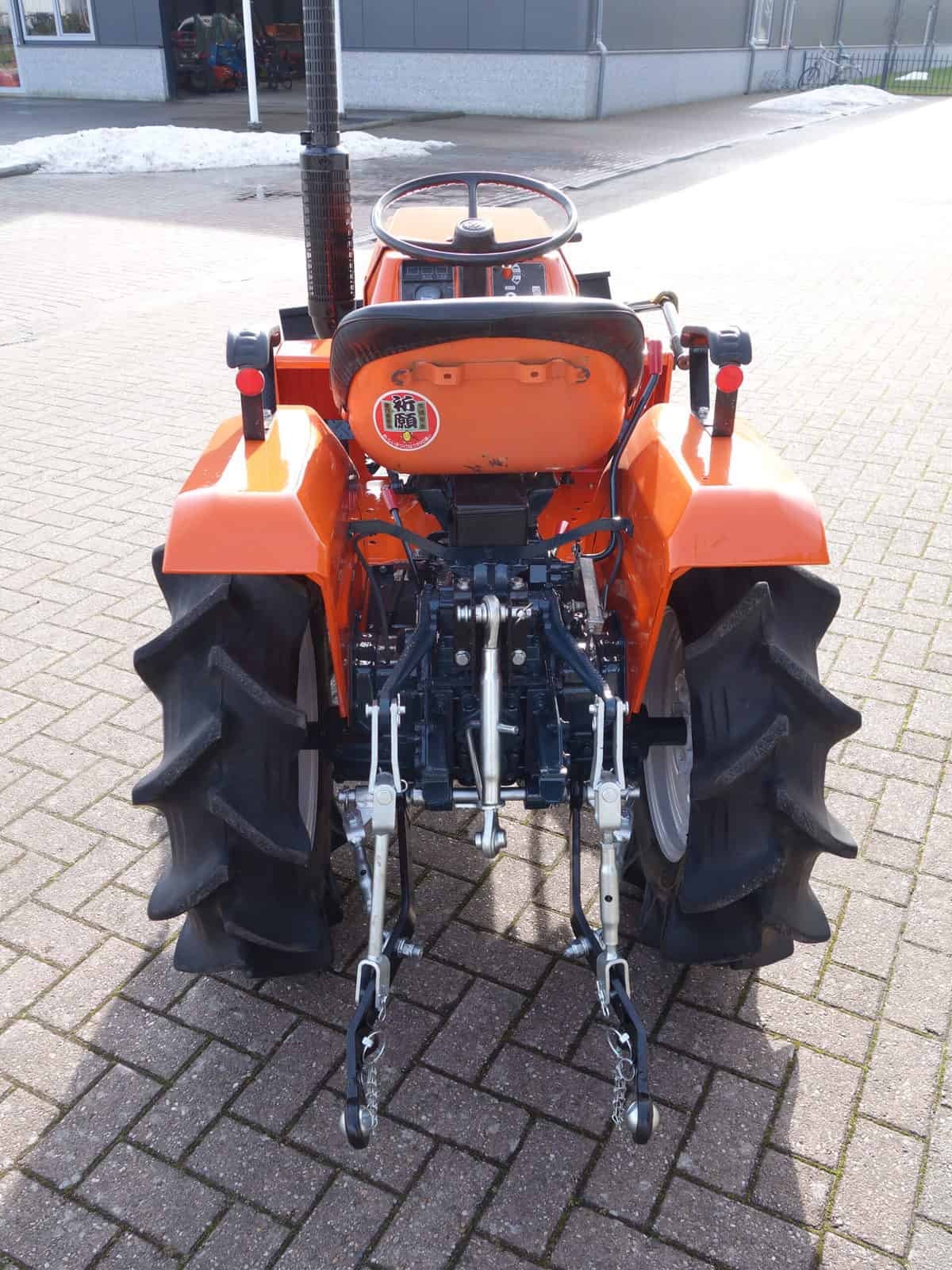 Kubota B1400 4wd - Afbeelding 11